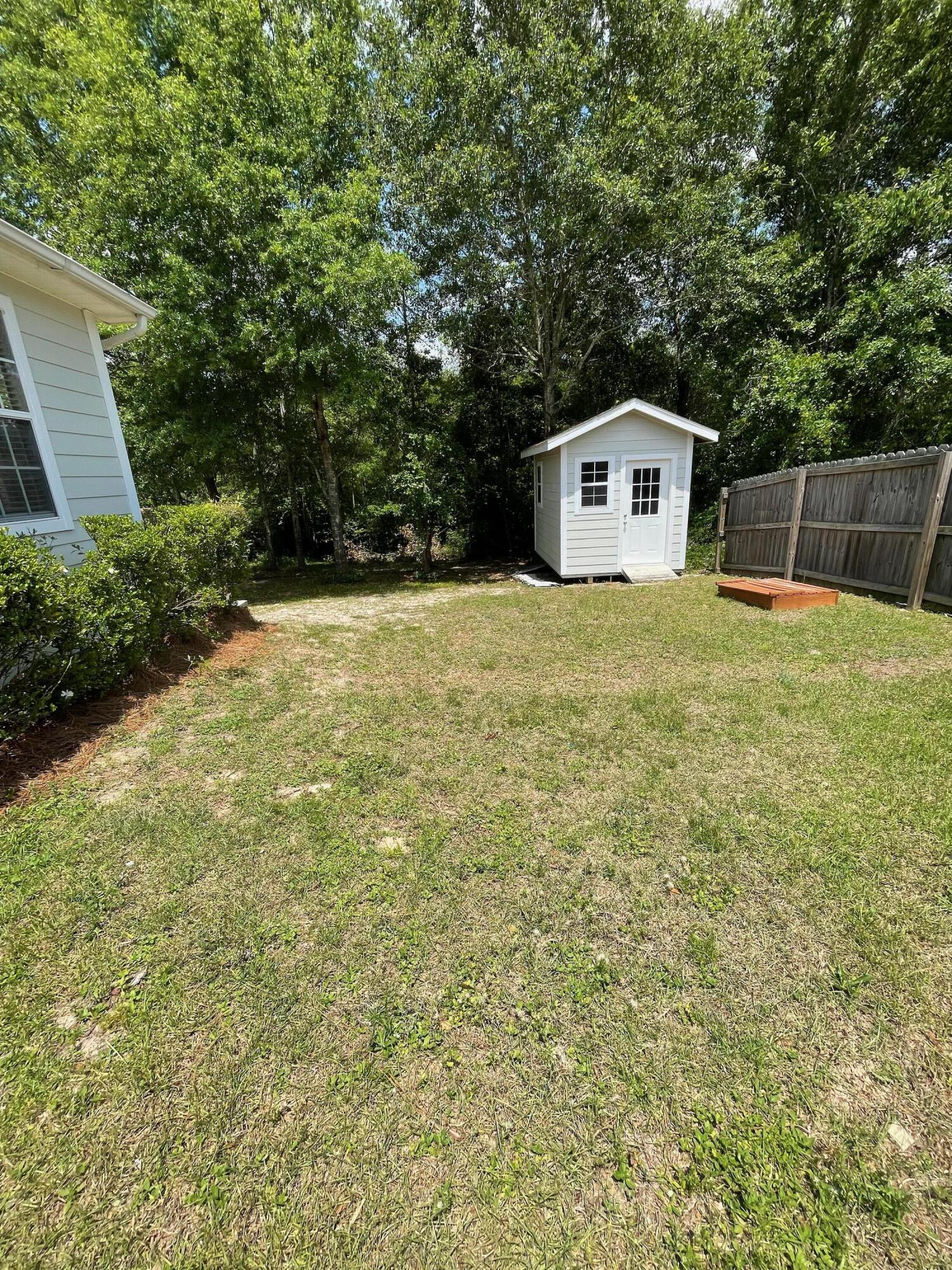 SANDY RIDGE - Residential Lease