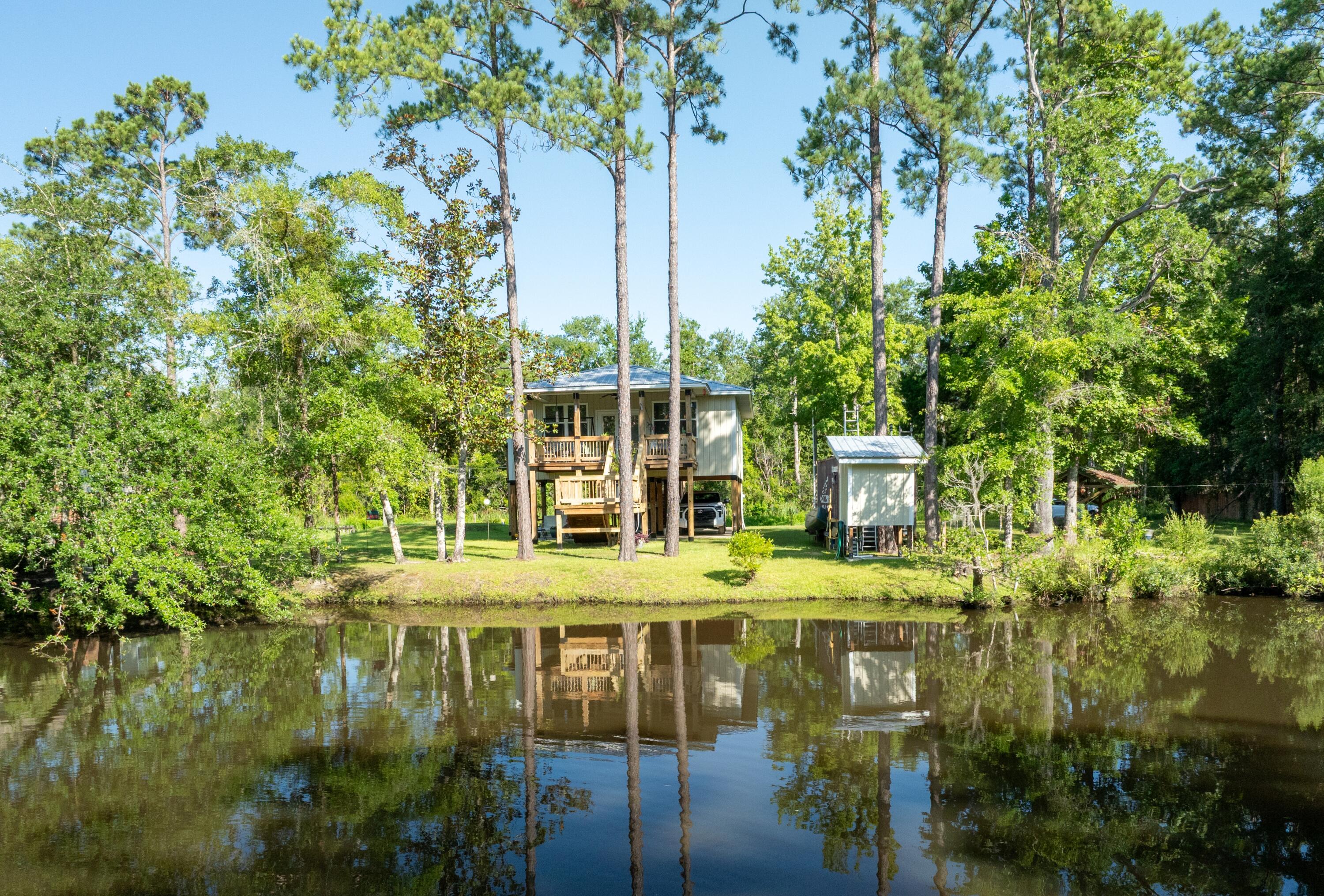 ALAQUA CREEK S/D UNRECD - Residential