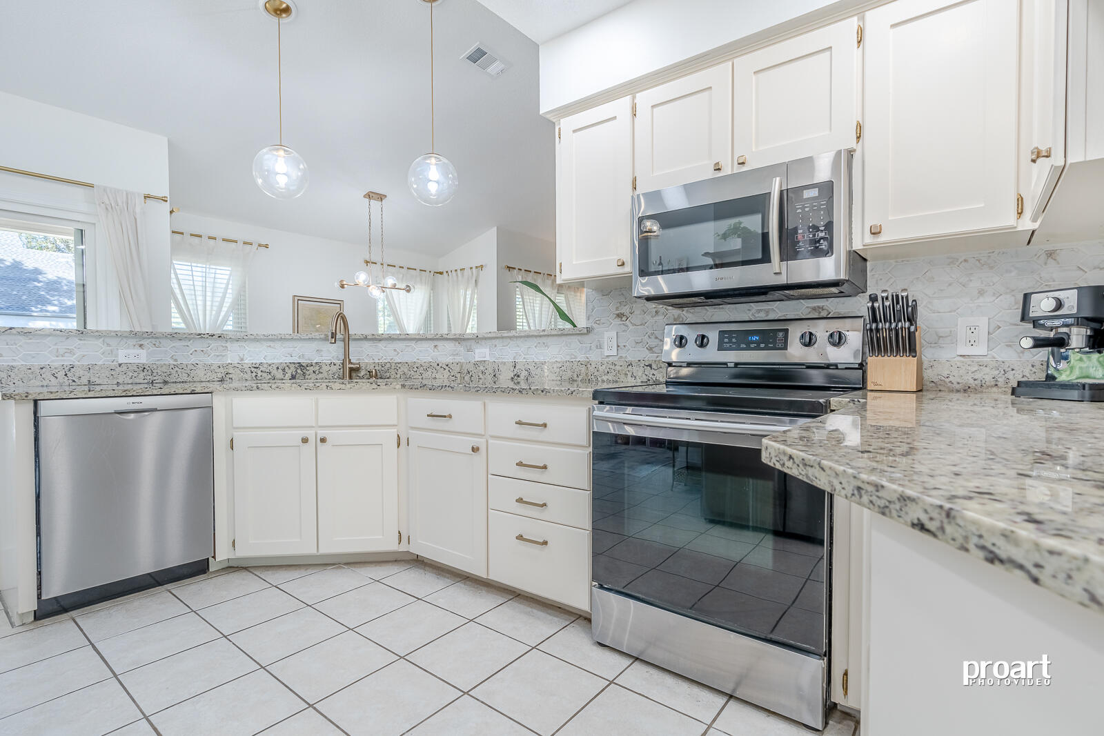 HERITAGE RUN S/D - Residential Lease