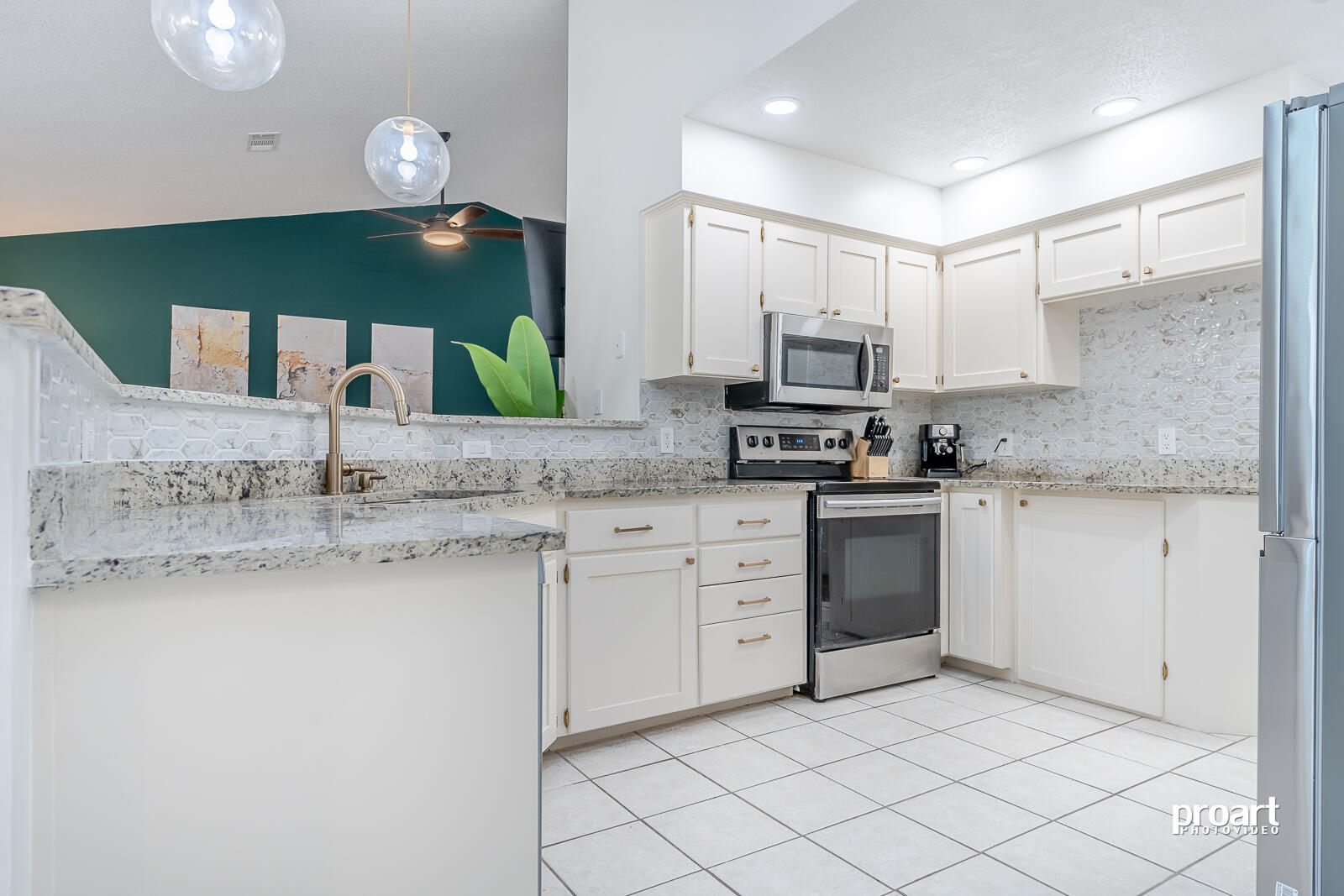 HERITAGE RUN S/D - Residential Lease