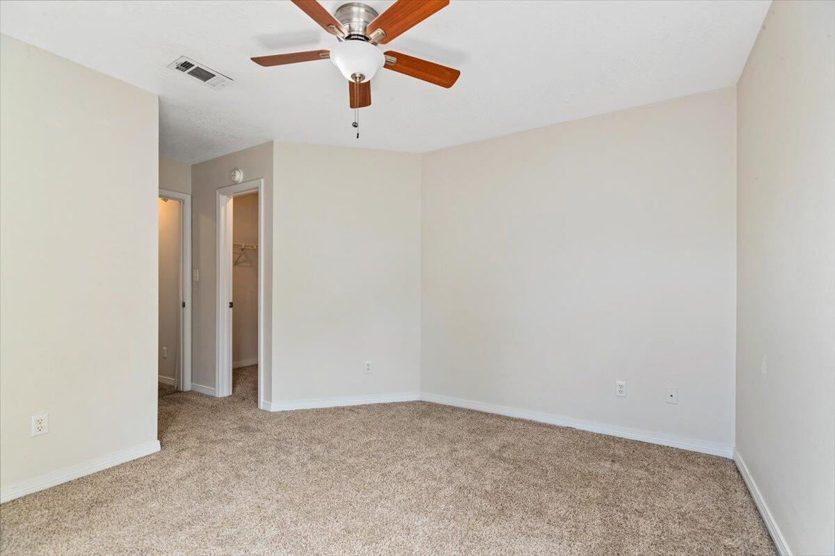 OAKLAND MANOR I LOT 1 & PORTION OF VACATED - Residential