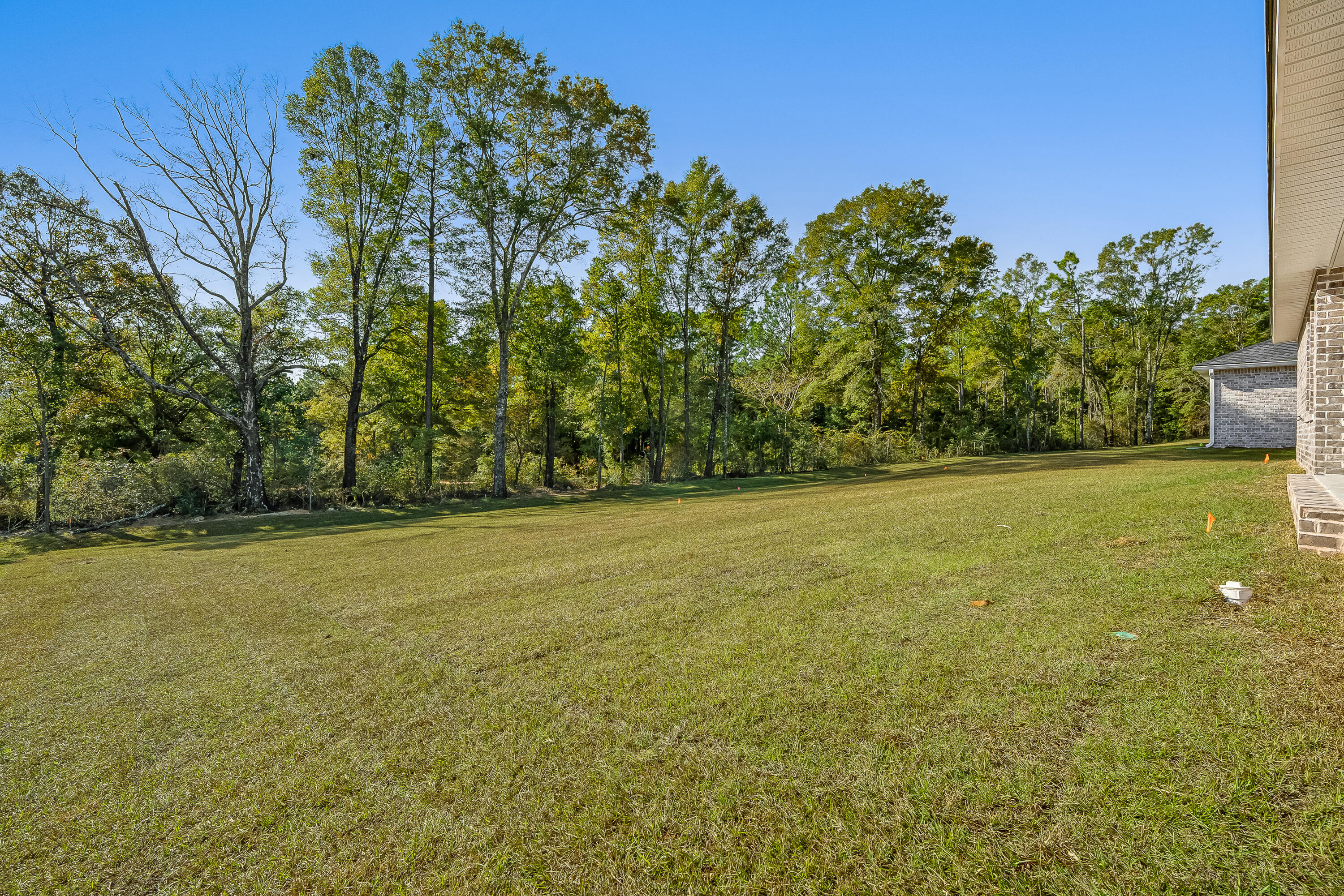 Southern Day Chateau - Residential
