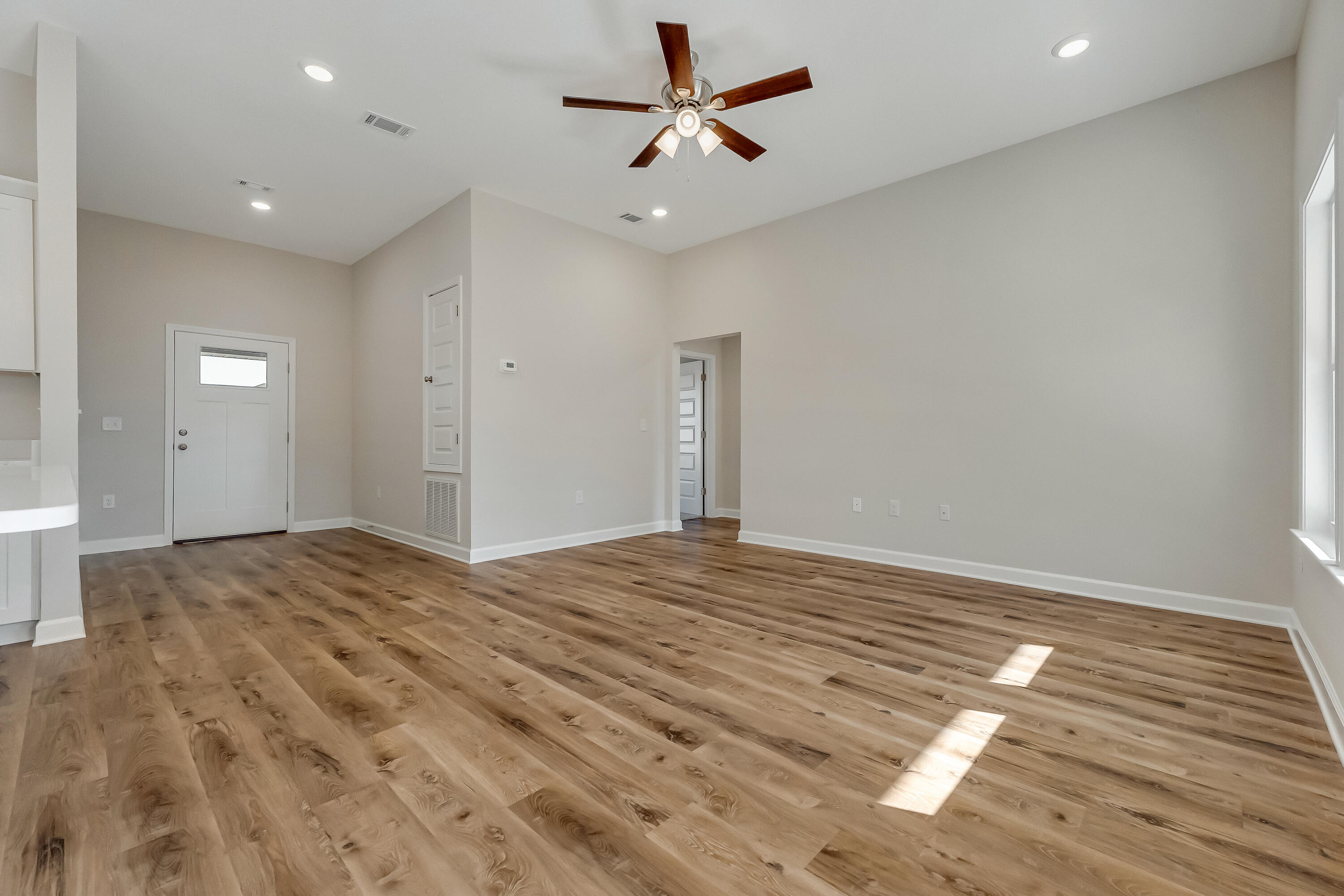 Southern Day Chateau - Residential