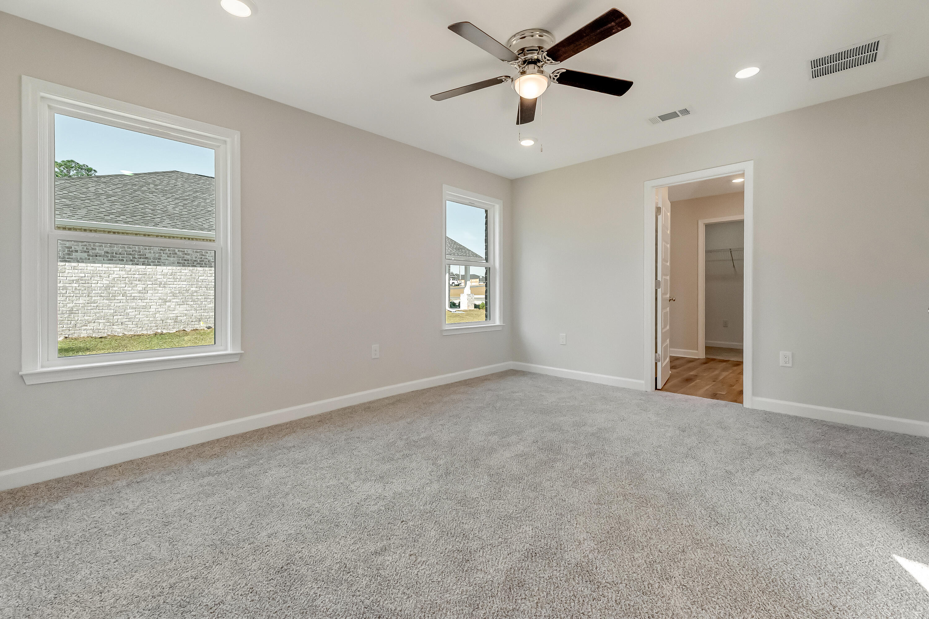 Southern Day Chateau - Residential