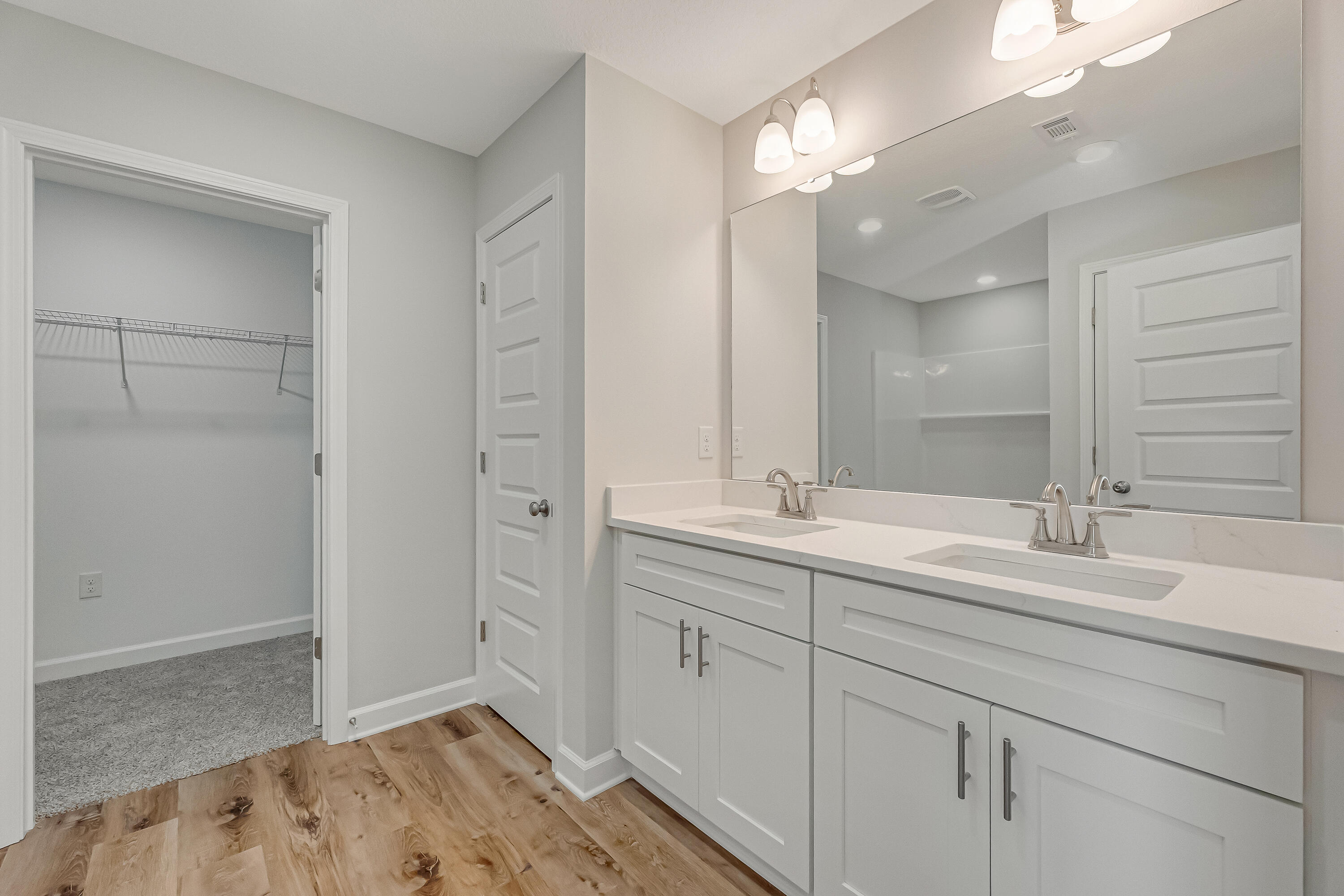 Southern Day Chateau - Residential