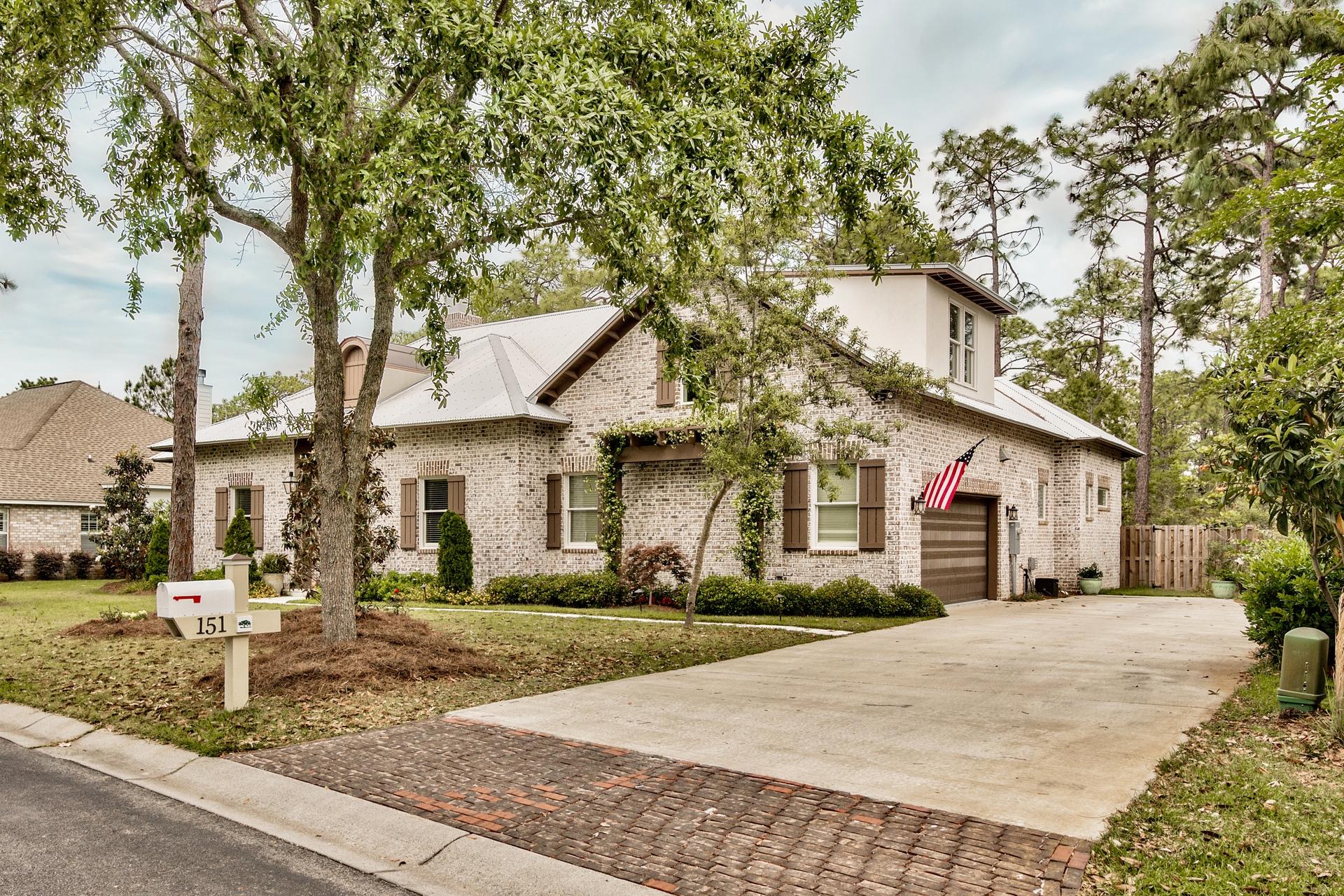 BOTANY BAYOU - Residential