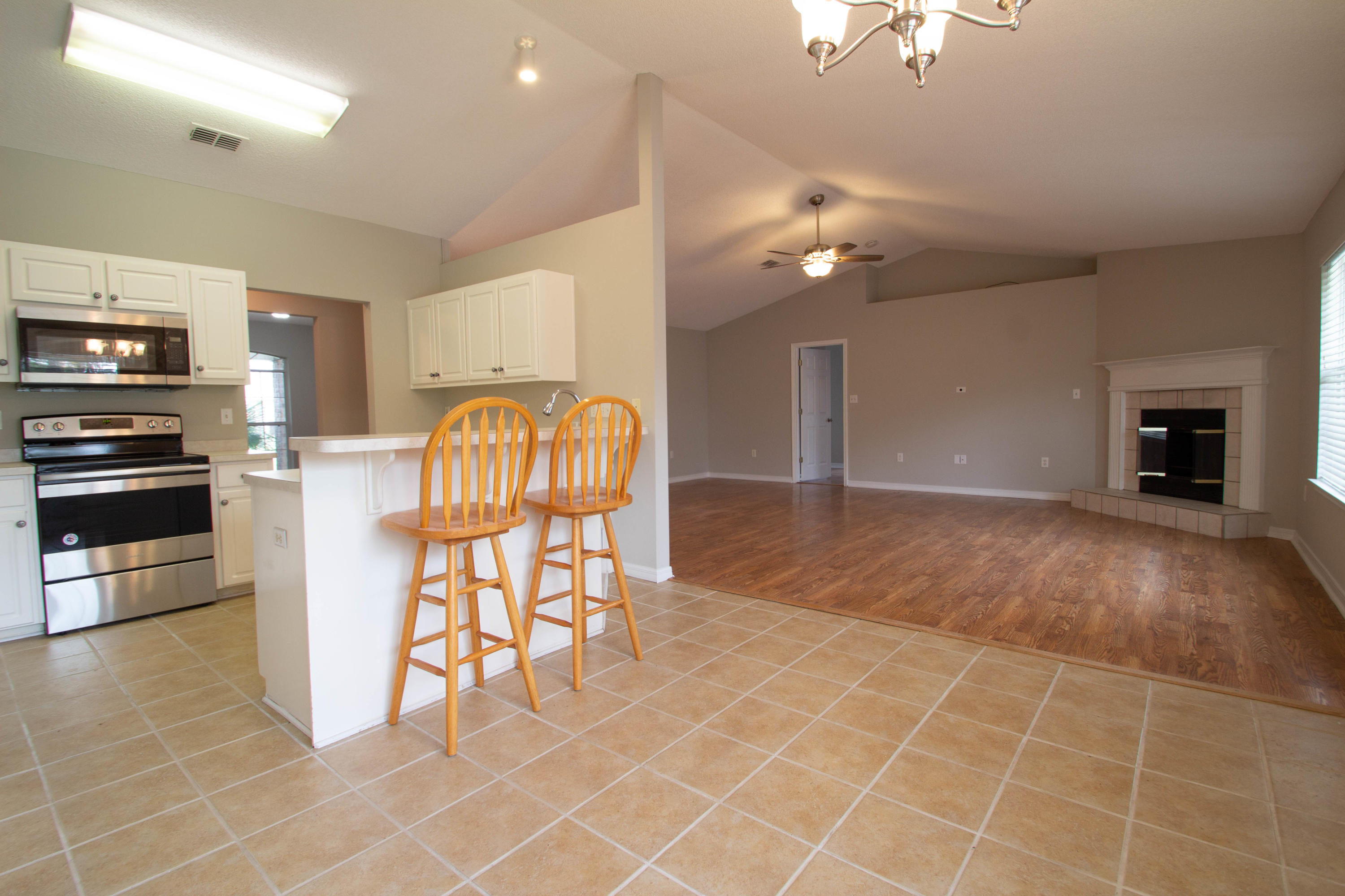 HAMPTON RIDGE ESTATES - Residential