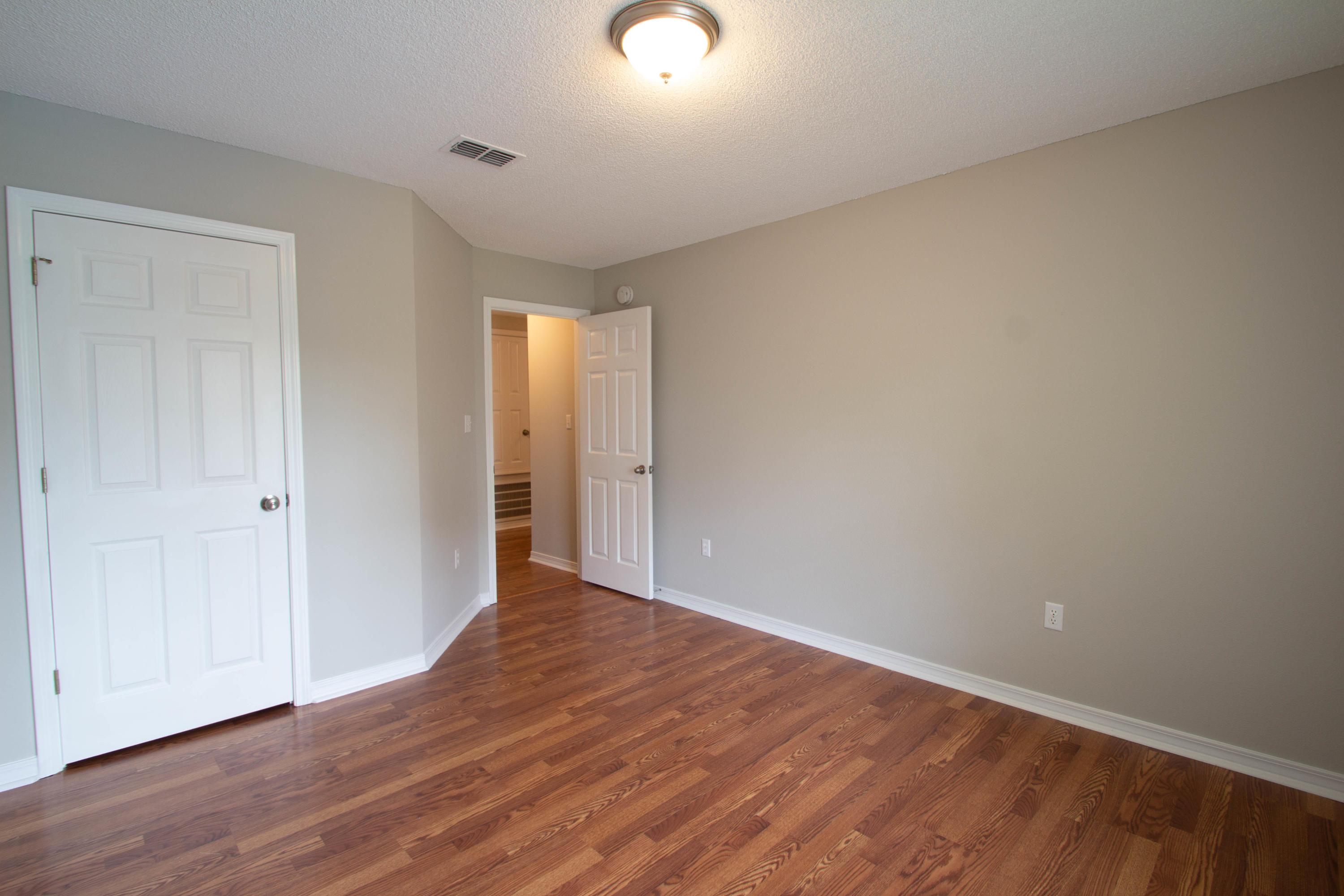 HAMPTON RIDGE ESTATES - Residential