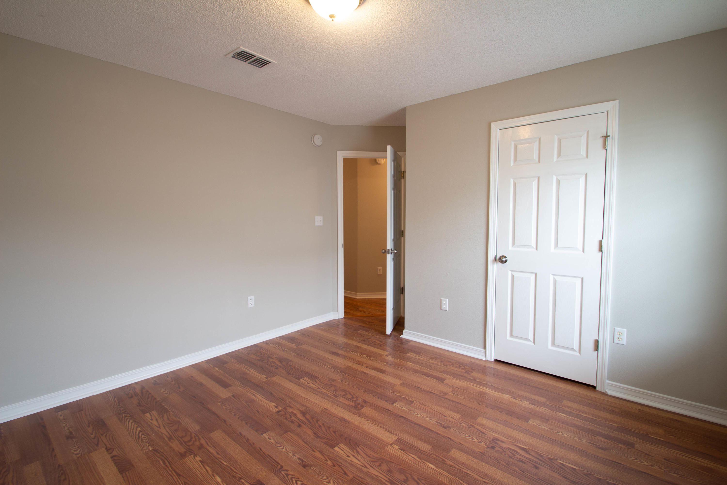 HAMPTON RIDGE ESTATES - Residential