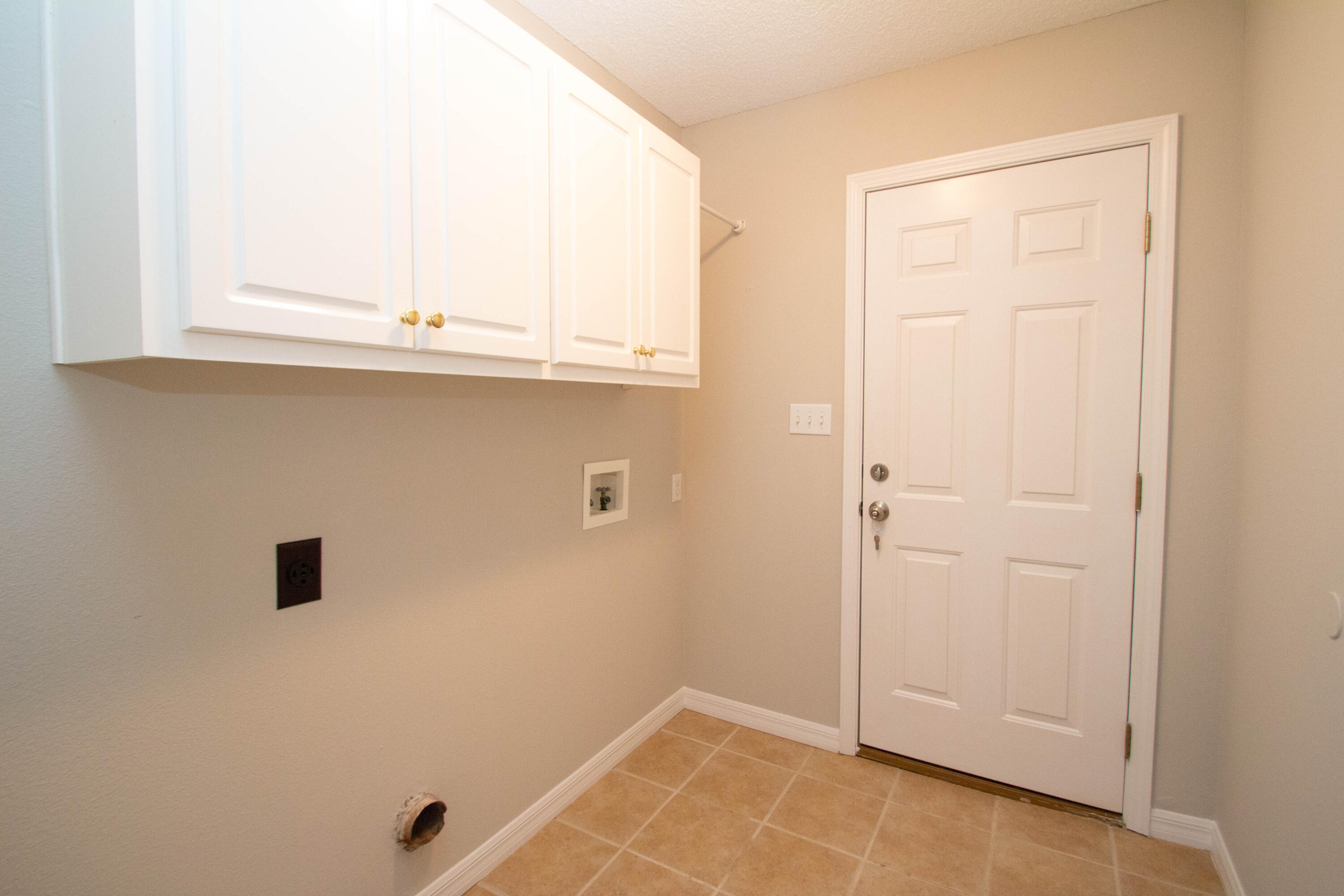 HAMPTON RIDGE ESTATES - Residential