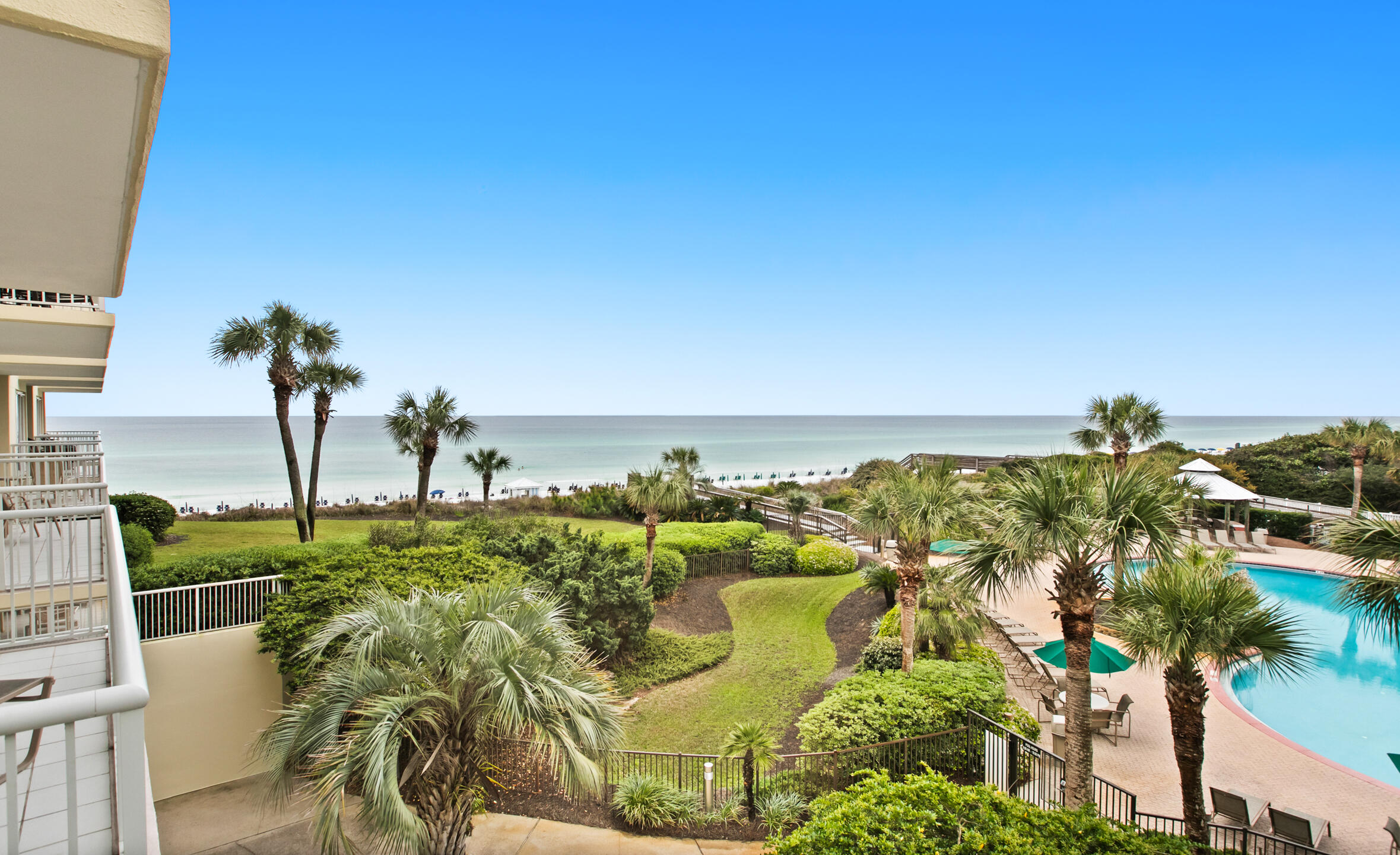 CRESCENT AT MIRAMAR BEACH THE - Residential