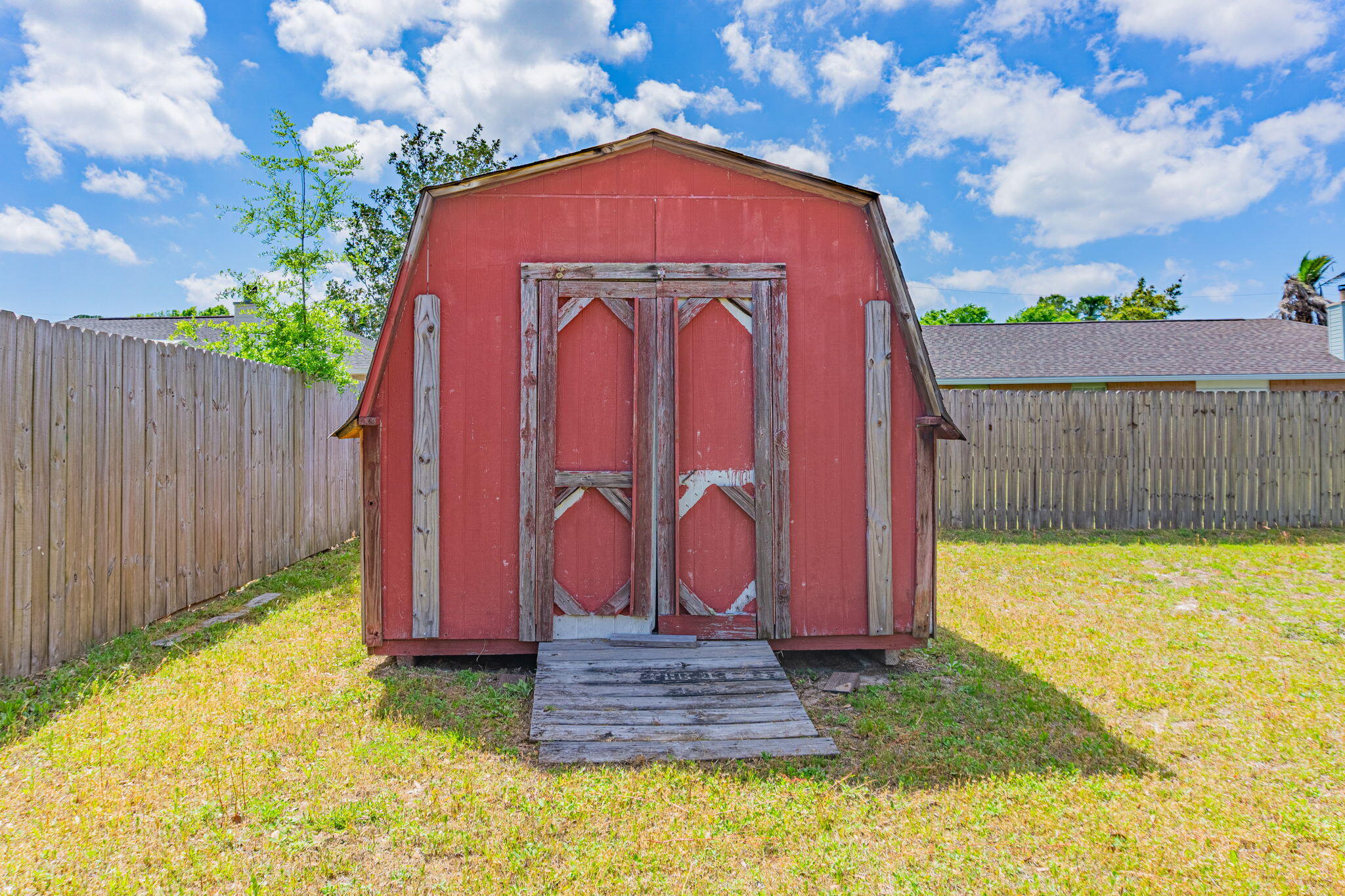 NO RECORDED SUBDIVISION - Residential