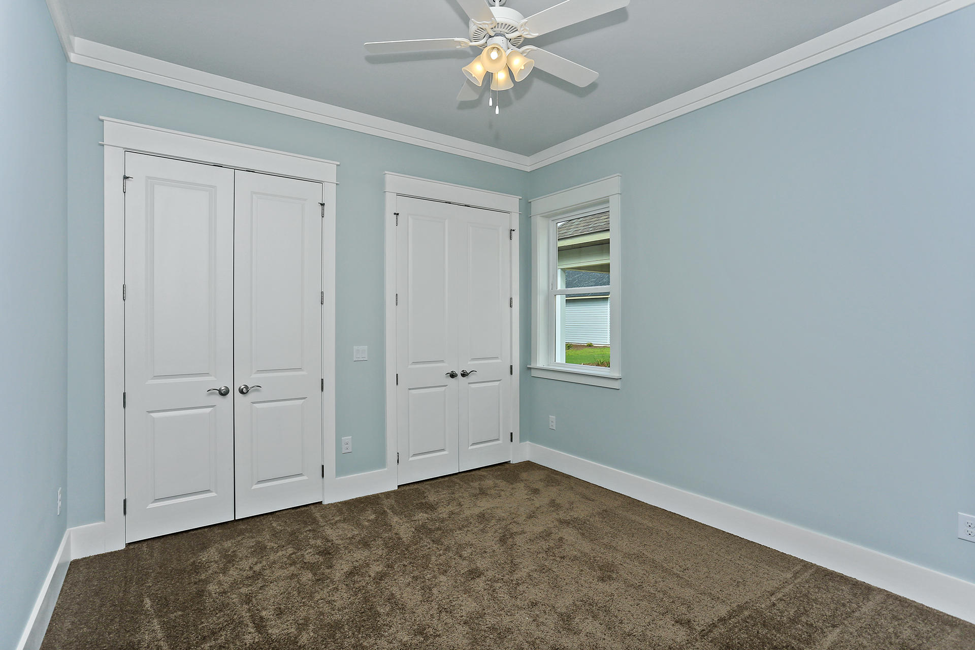 PARADISE COVE - Residential