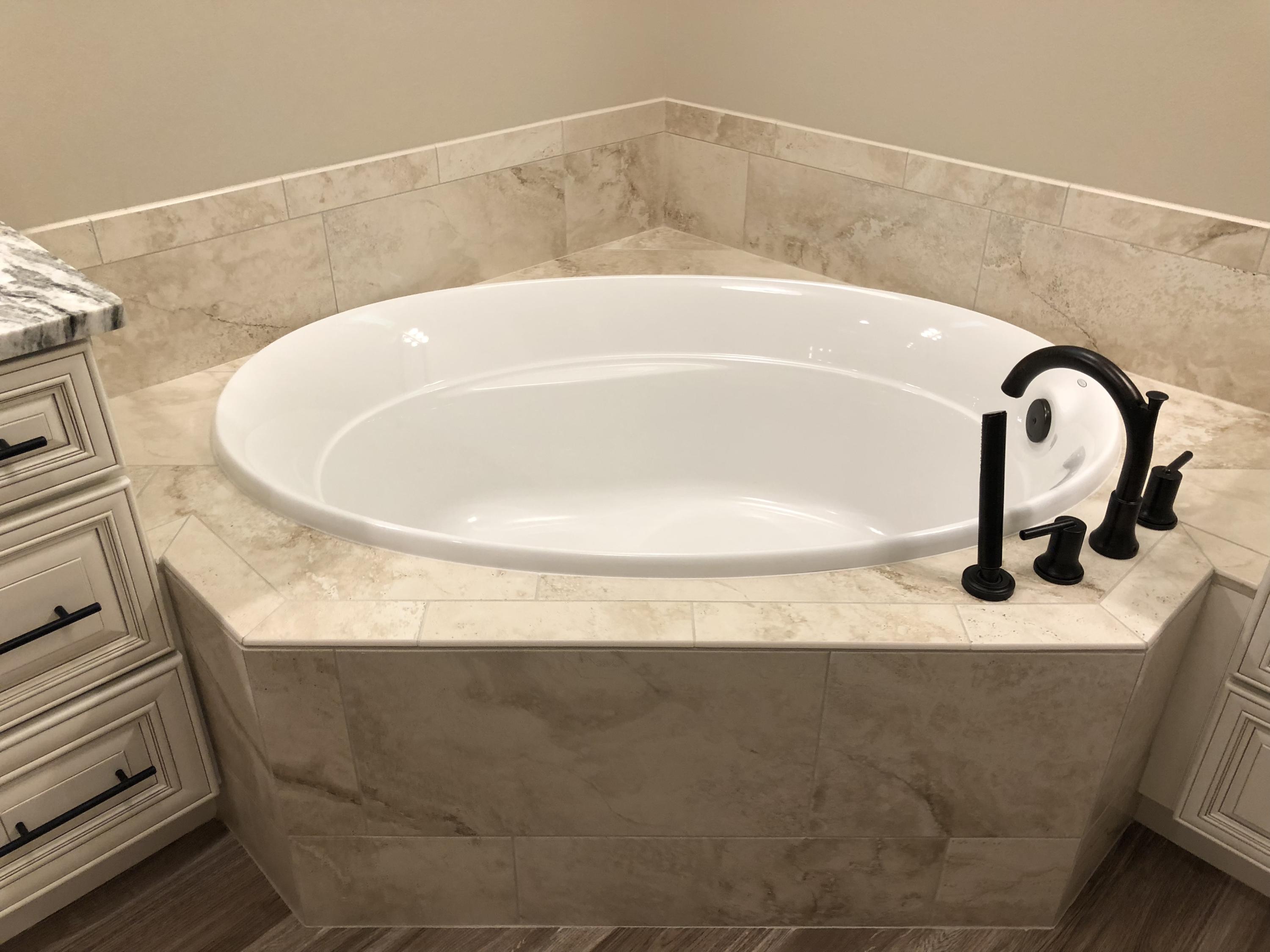 CLAIRES VINEYARD - Residential