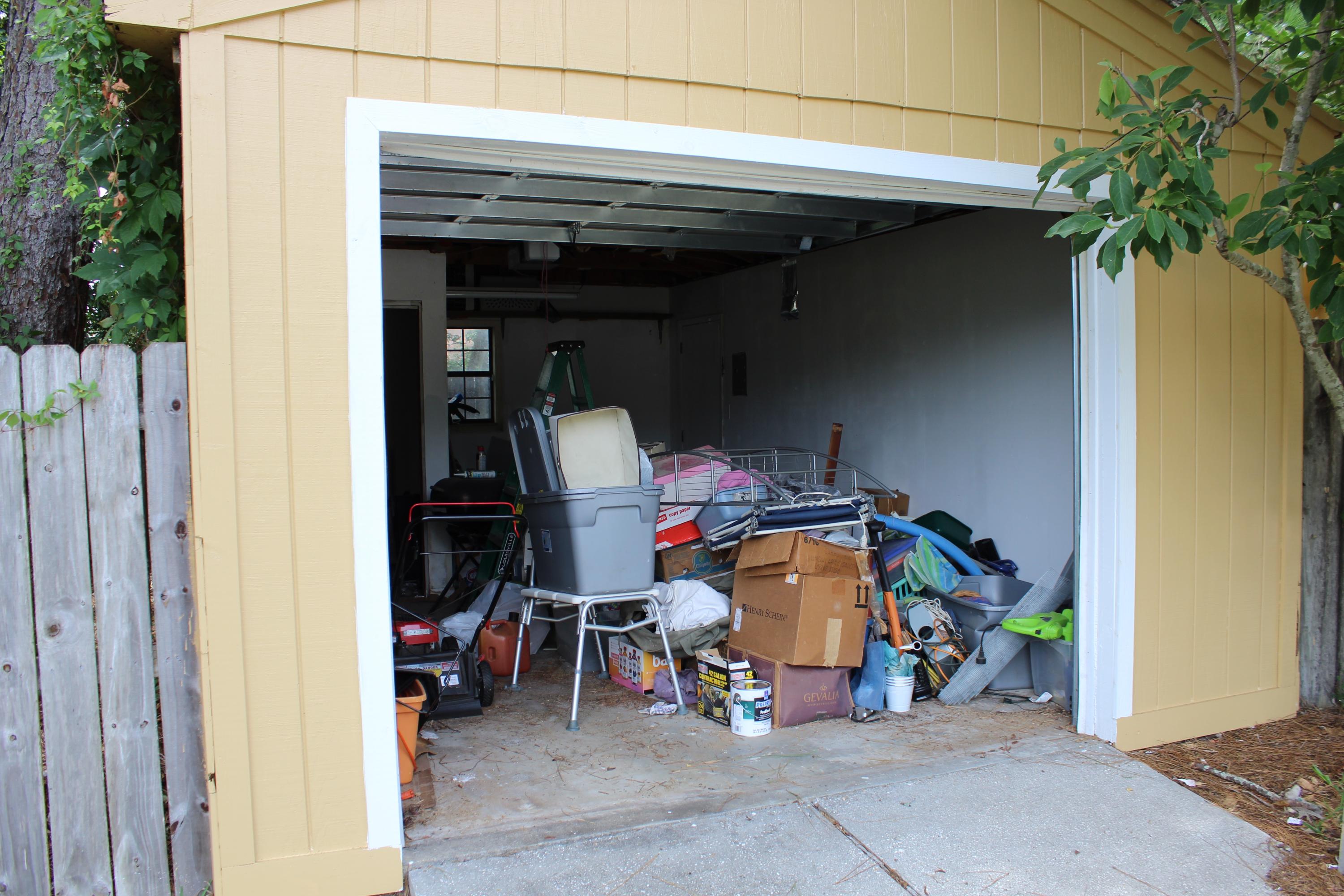 PINE MEADOWS - Residential