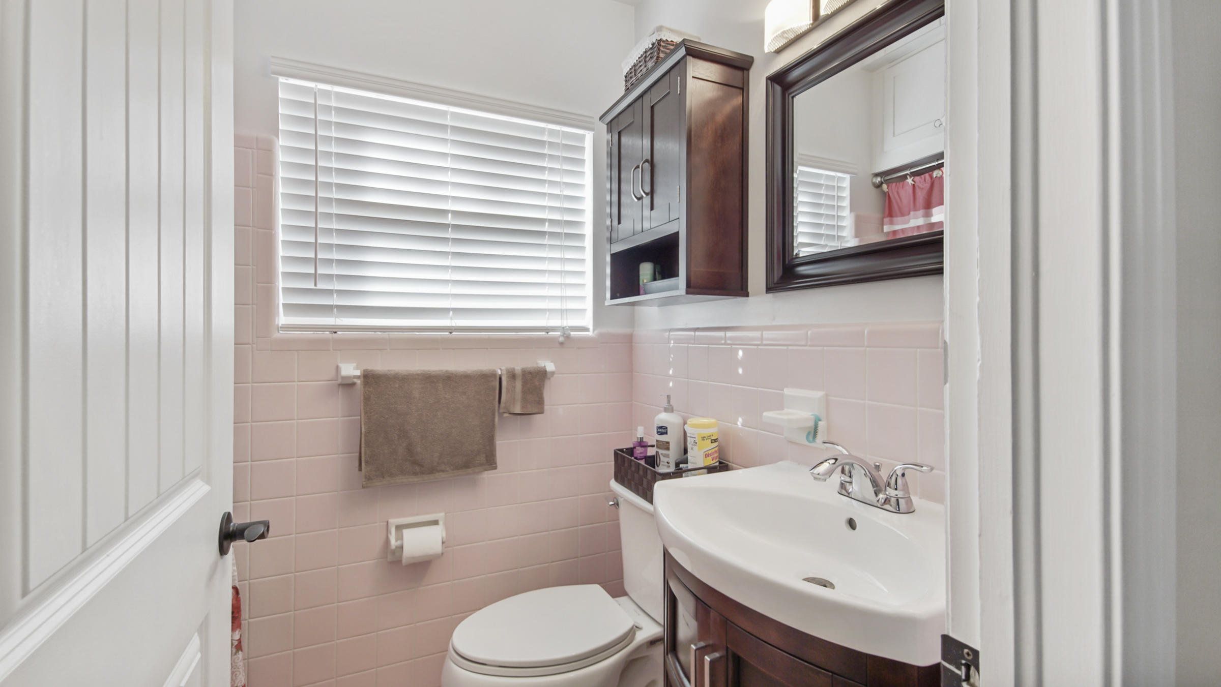 Bay - Central SW; Old Garden Club rea of St. Andrews - Residential