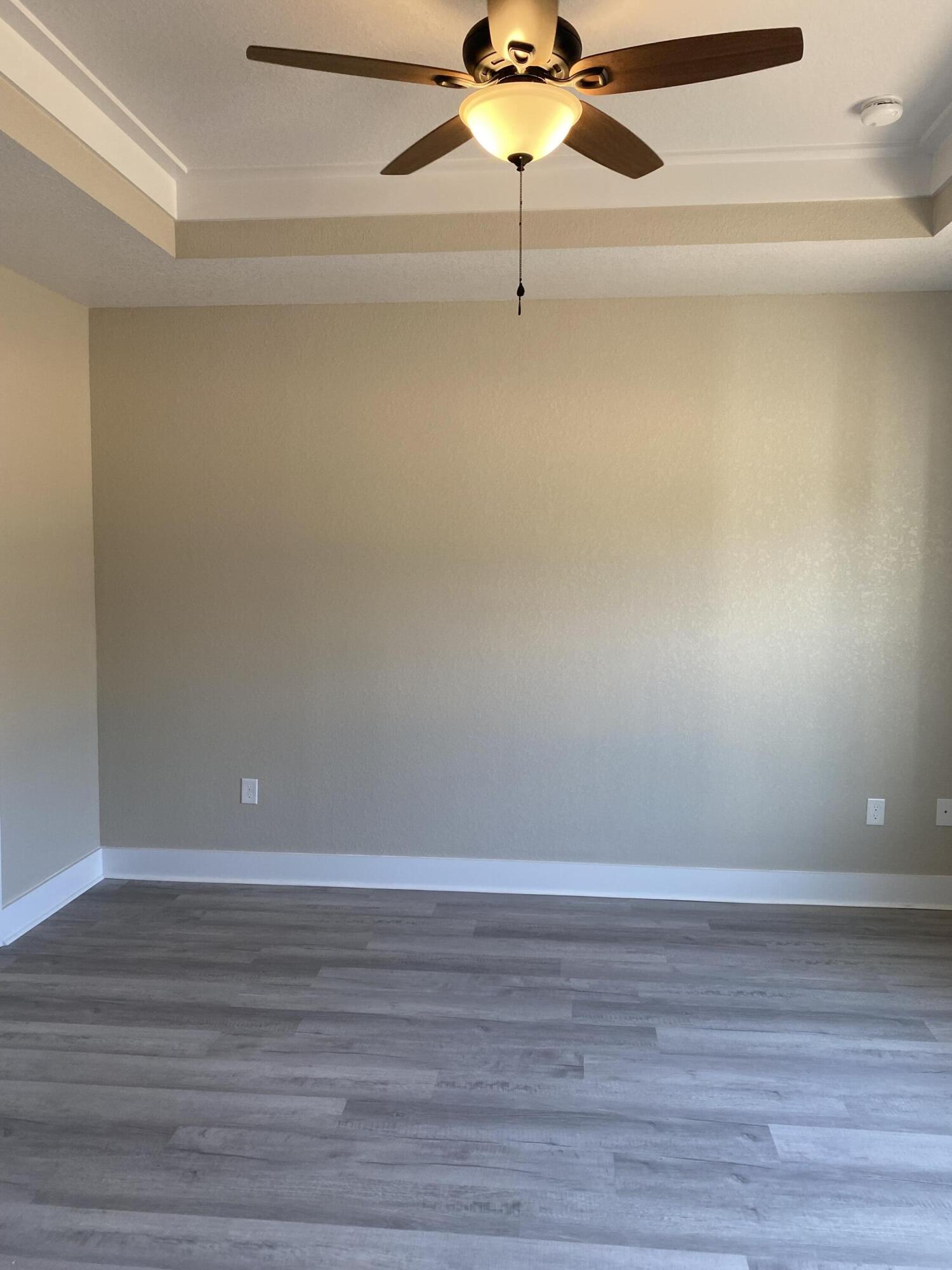 HUNTERS CREEK - Residential