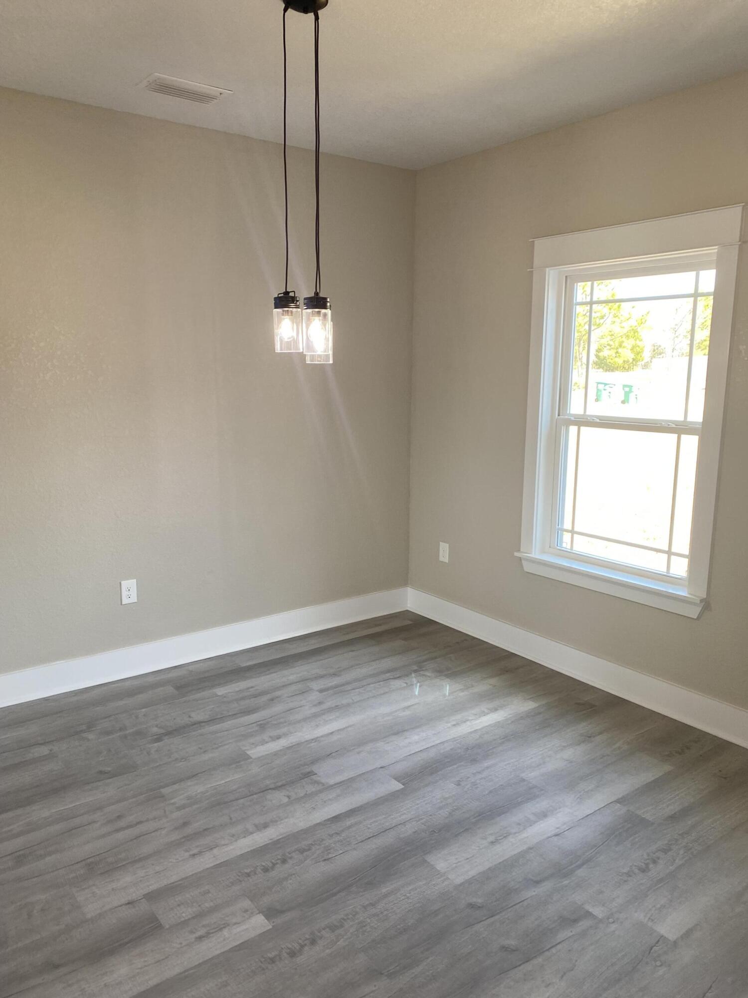 HUNTERS CREEK - Residential