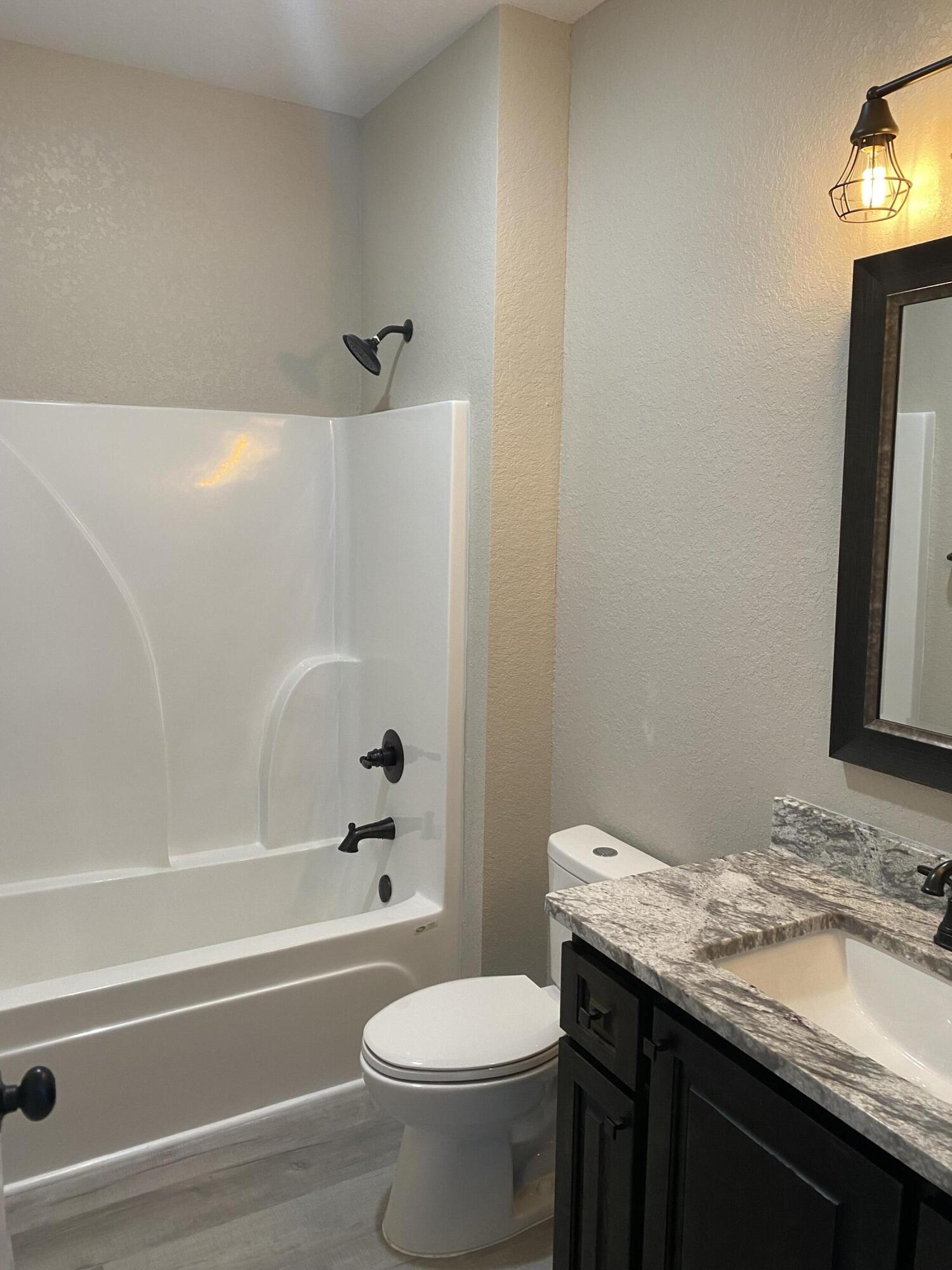 HUNTERS CREEK - Residential