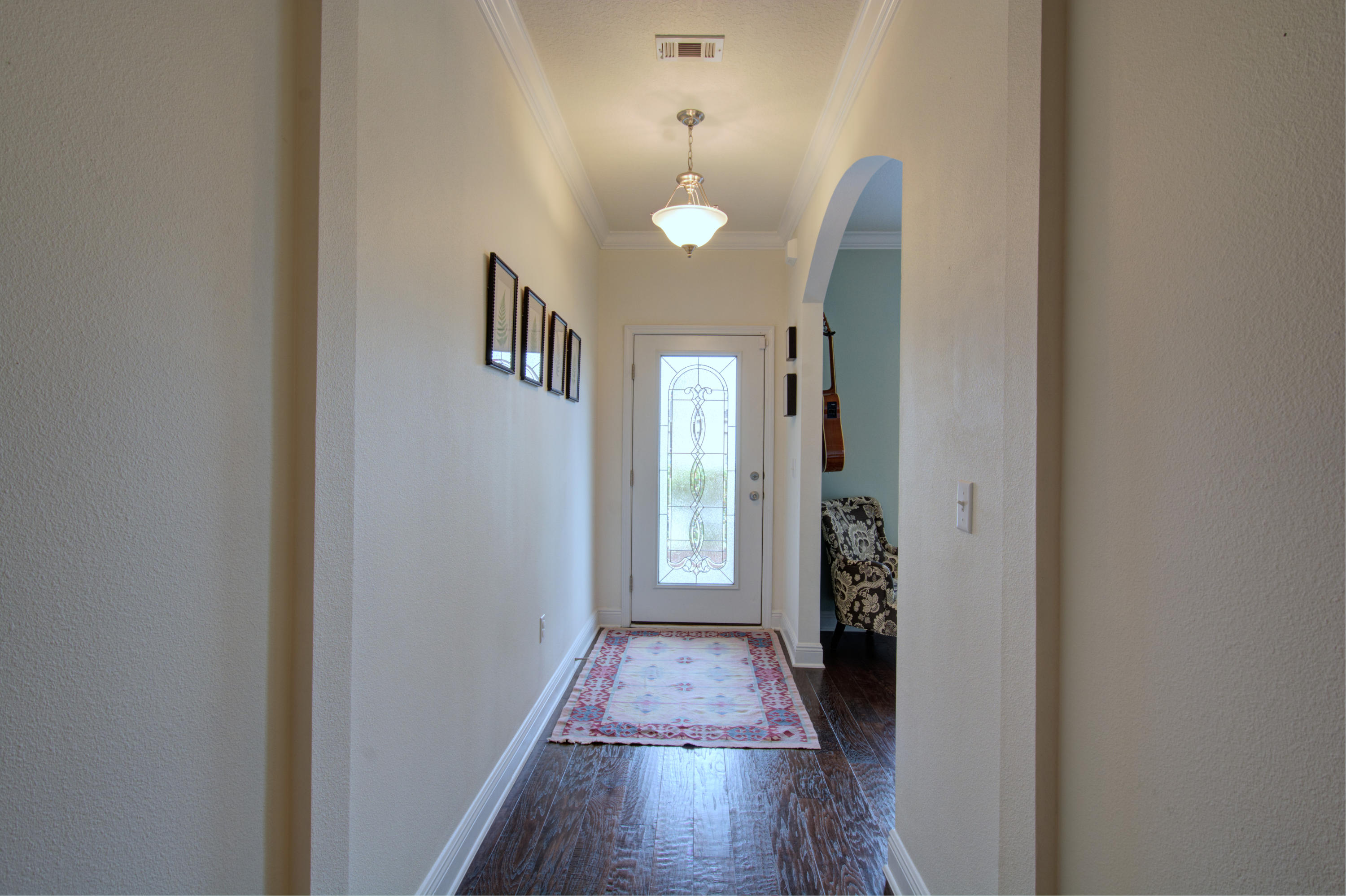 WHISPERING LAKE - Residential