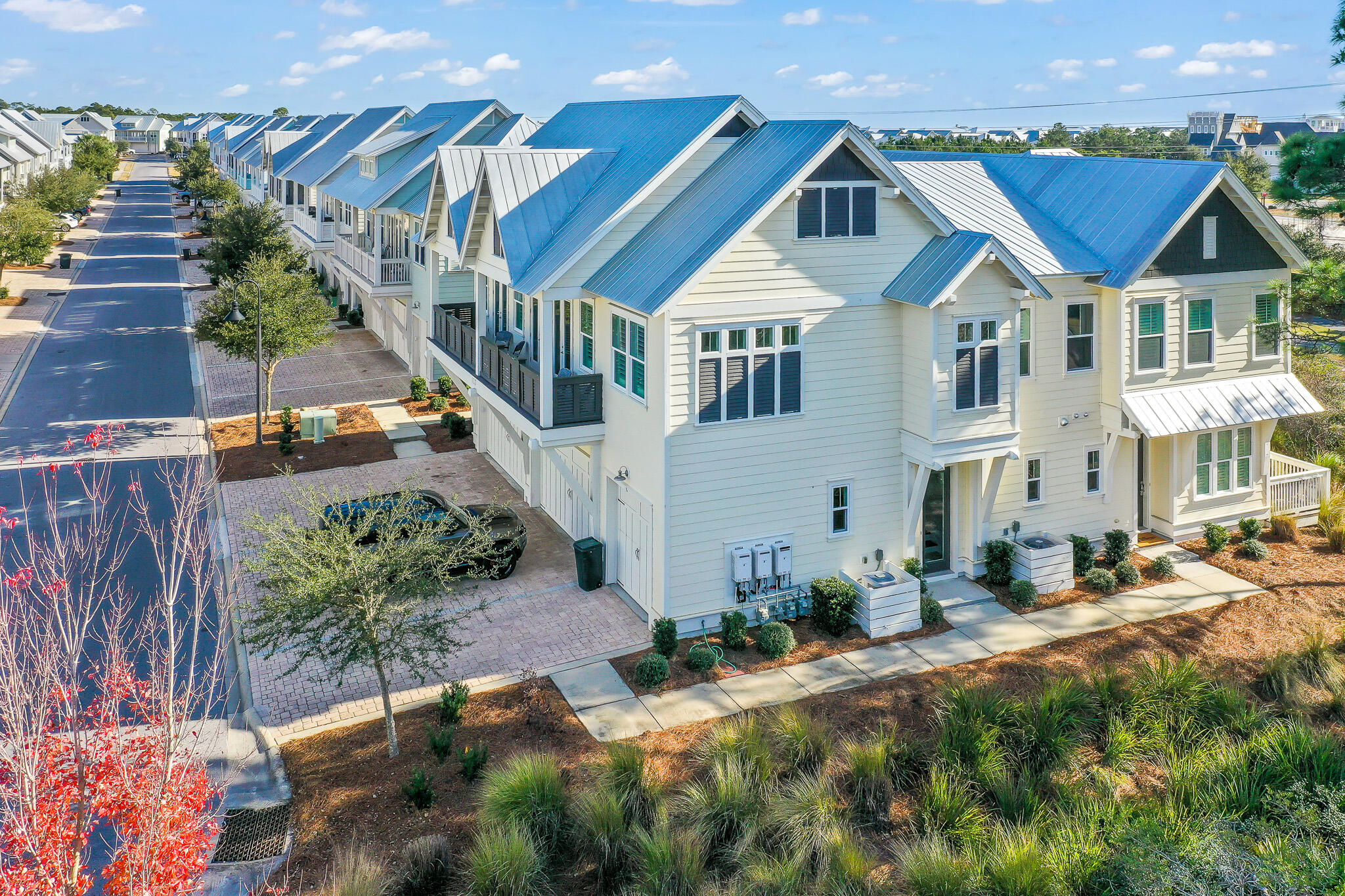 PROMINENCE - Residential