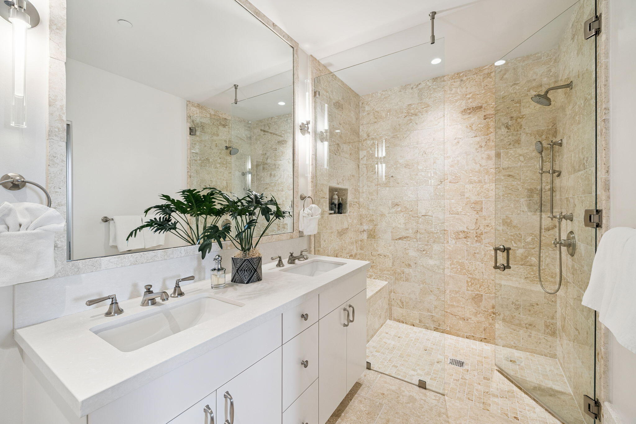 ALYS BEACH - Residential