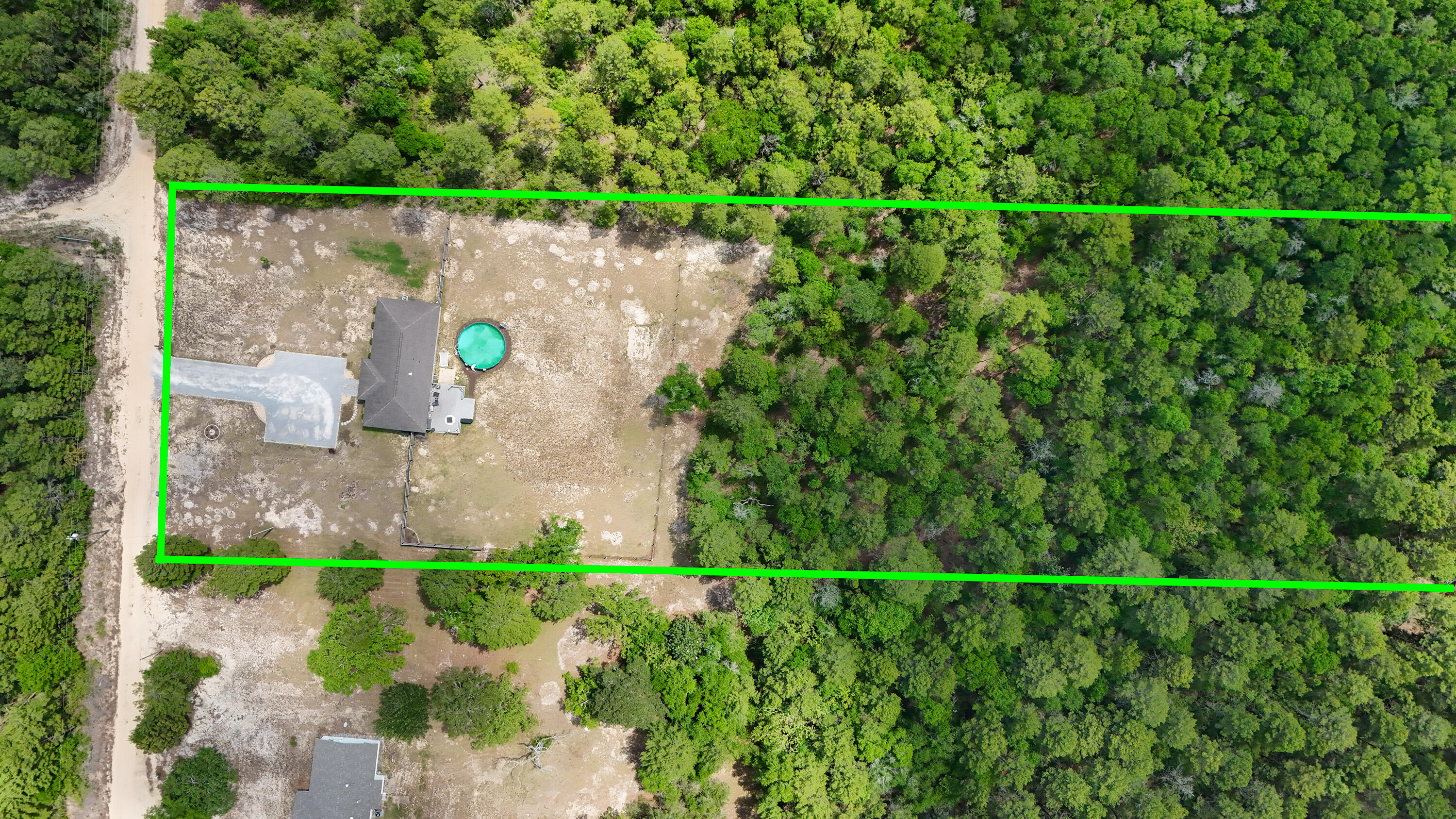 NO RECORDED SUBDIVISION - Residential