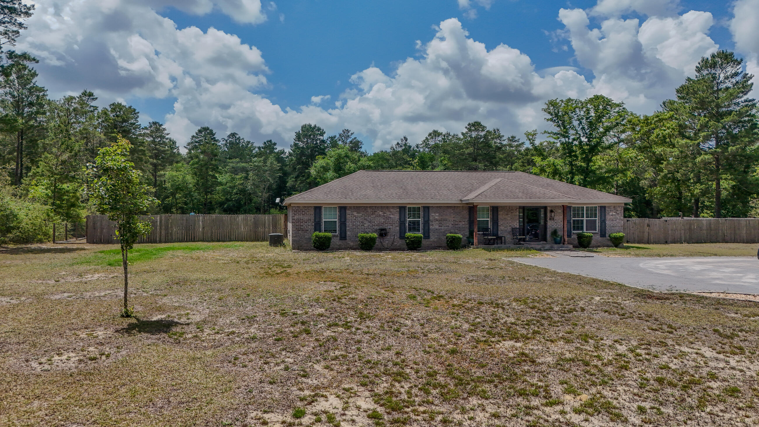 NO RECORDED SUBDIVISION - Residential