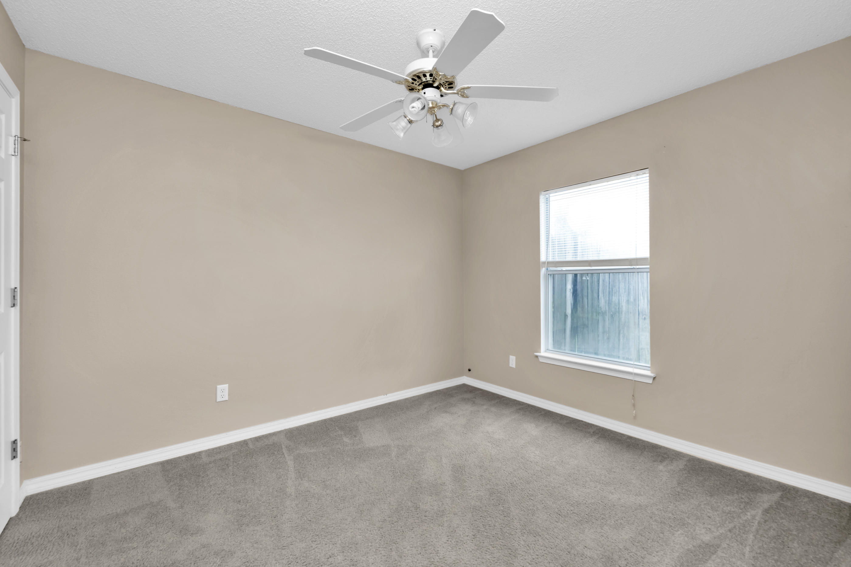 THE VINEYARDS - Residential