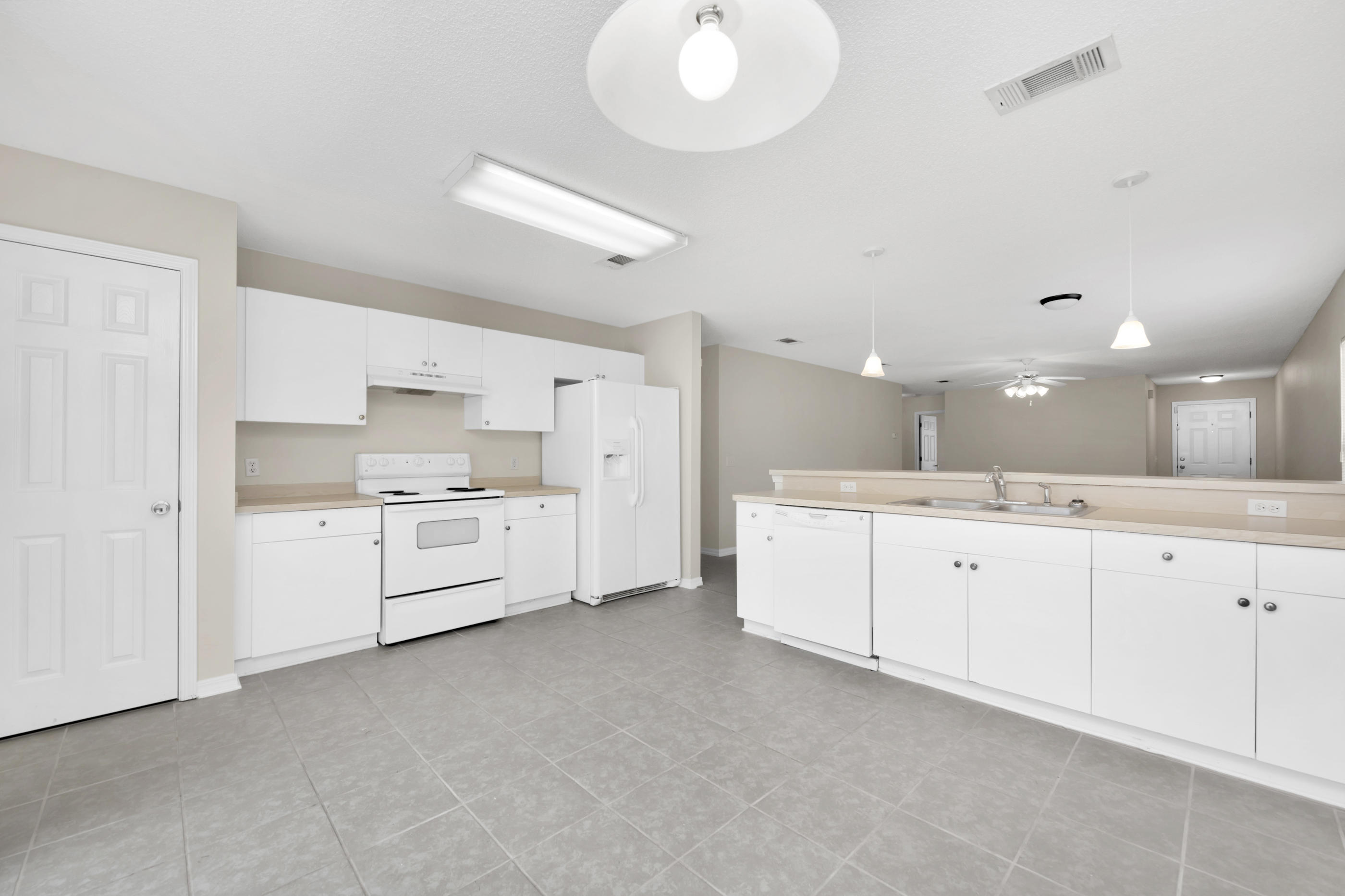 THE VINEYARDS - Residential