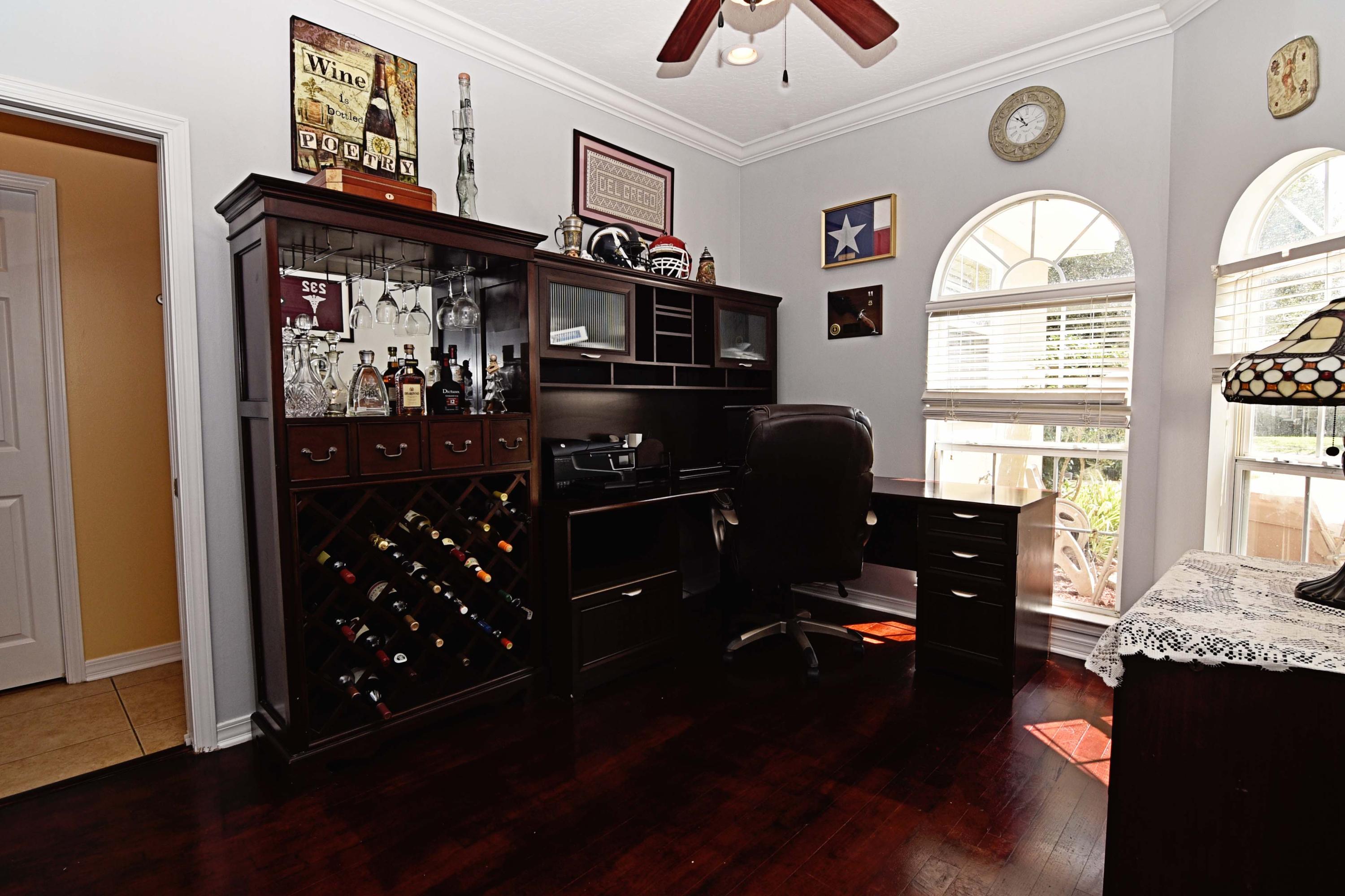 BRIDGEPORT COLONY - Residential