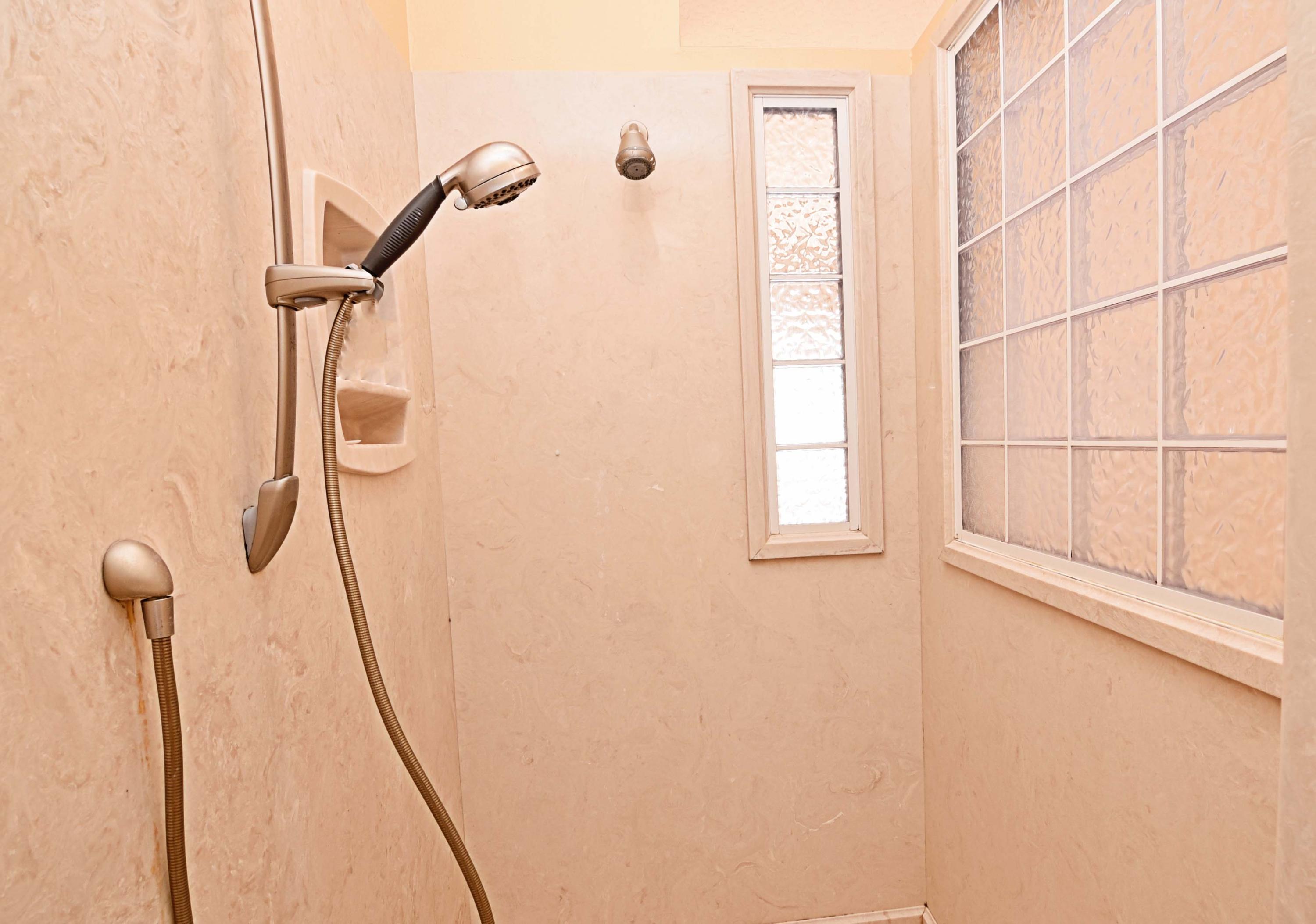 BRIDGEPORT COLONY - Residential