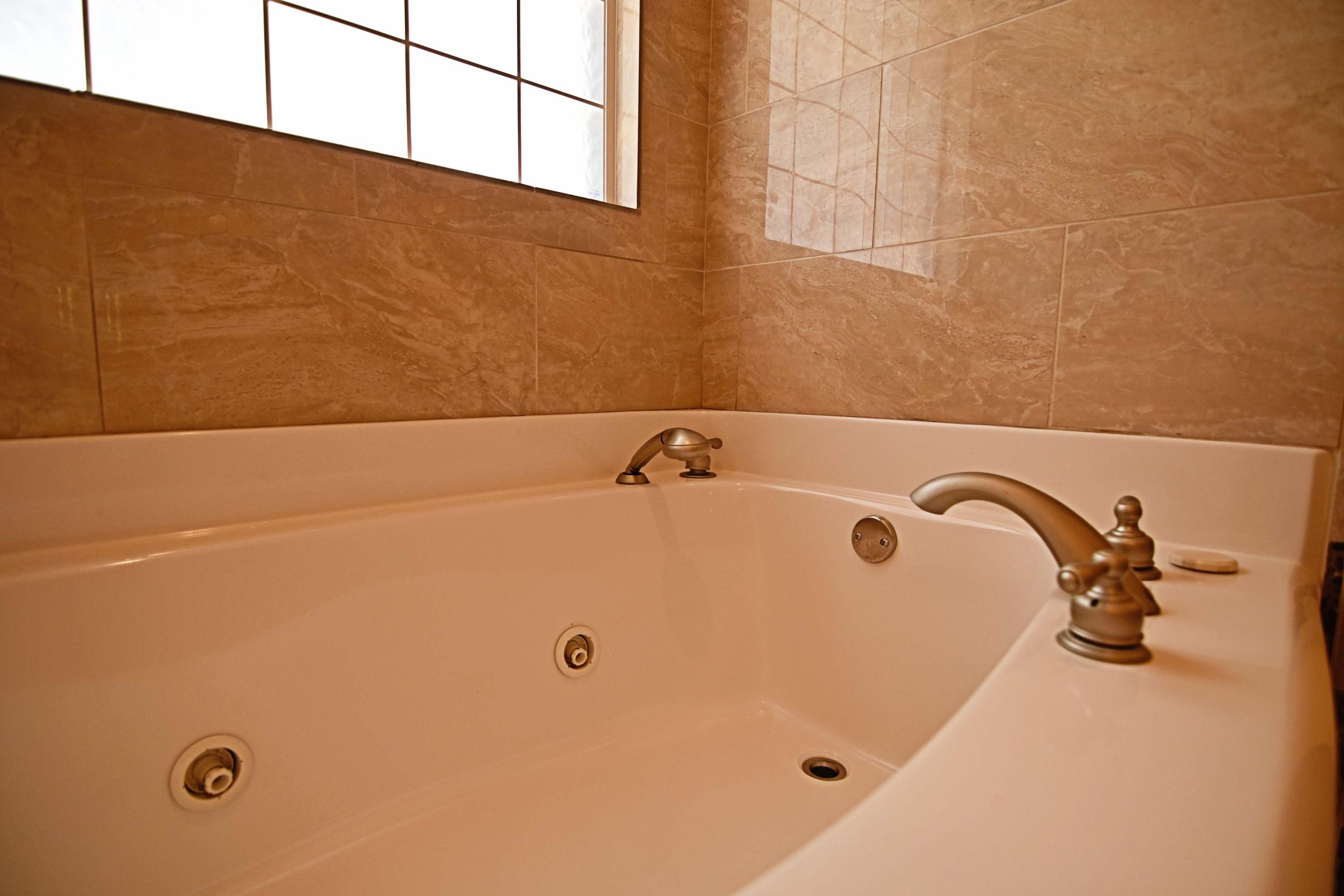 BRIDGEPORT COLONY - Residential