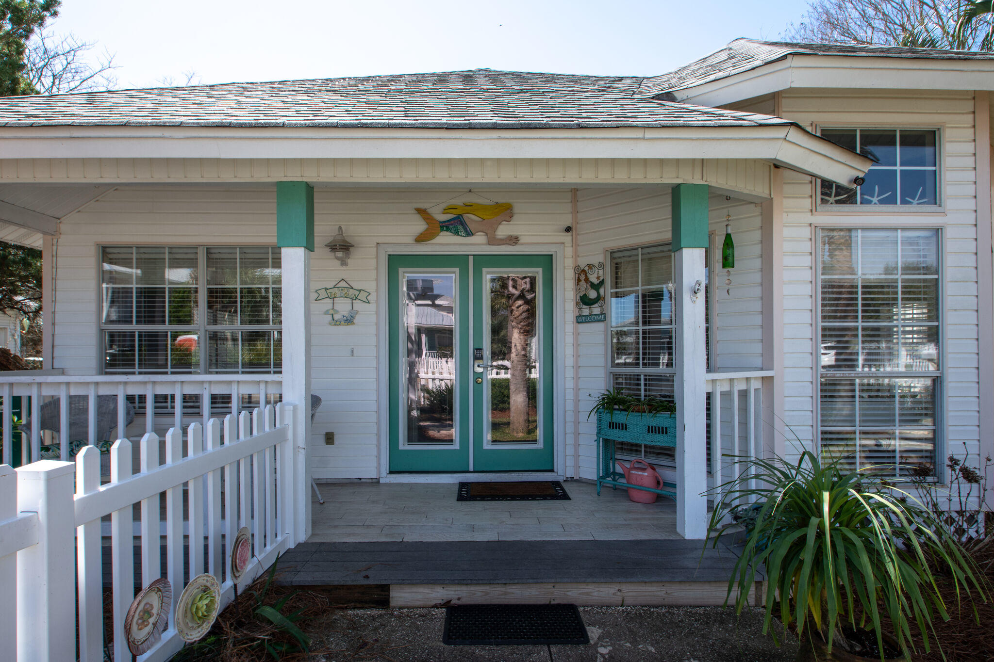 CRYSTAL BEACH COTTAGES PH 2 - Residential