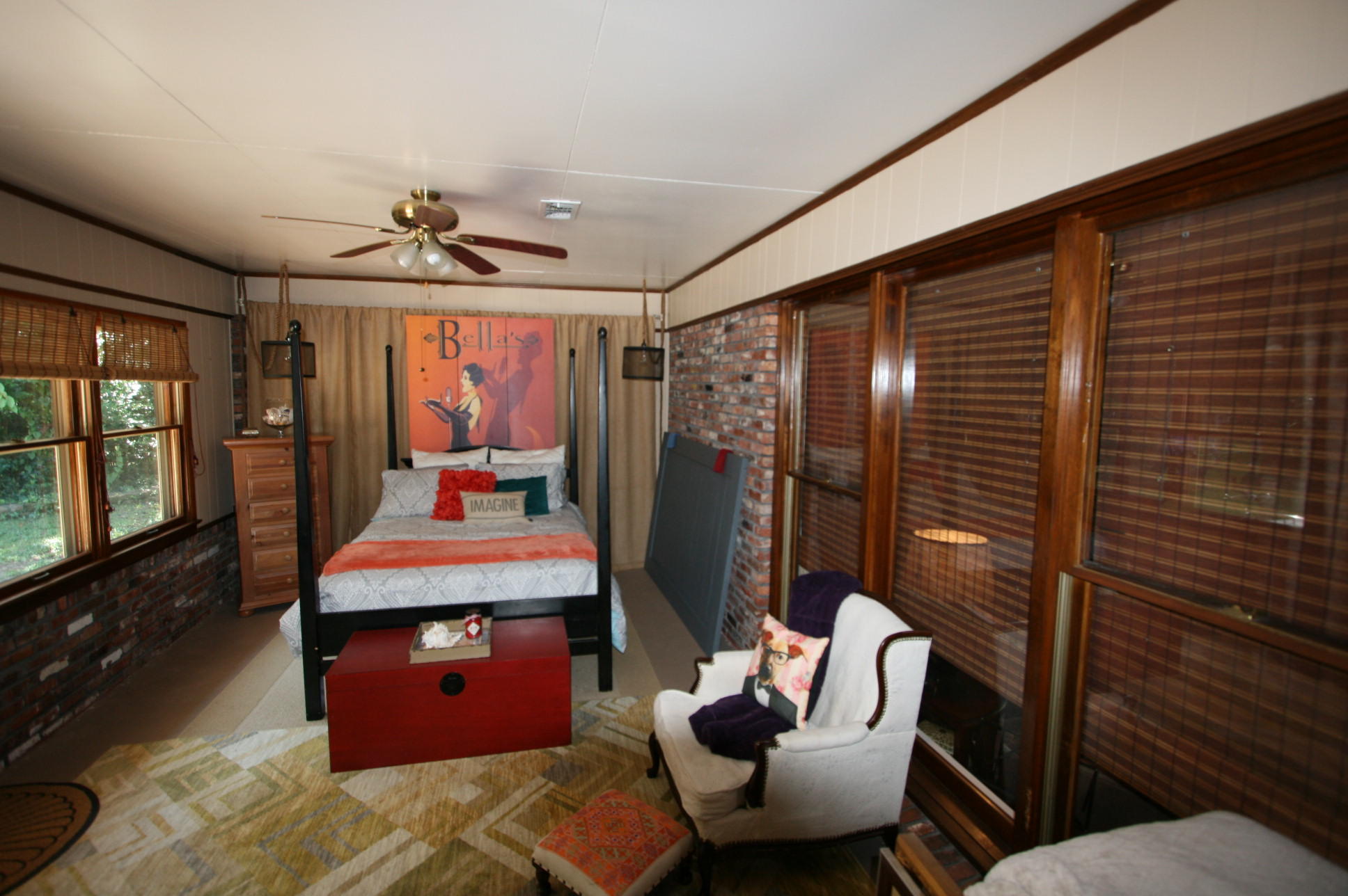 COUNTRY CLUB ESTATES - Residential