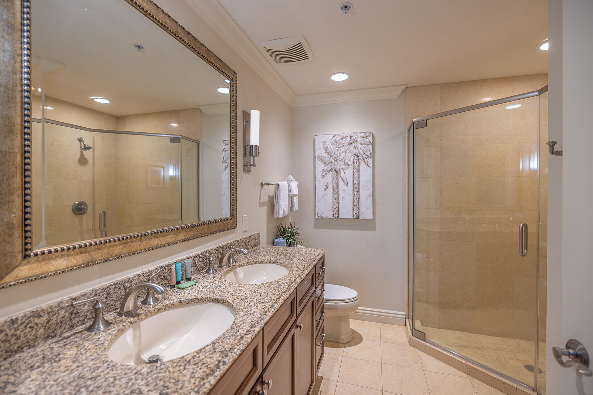 EMERALD GRANDE - Residential