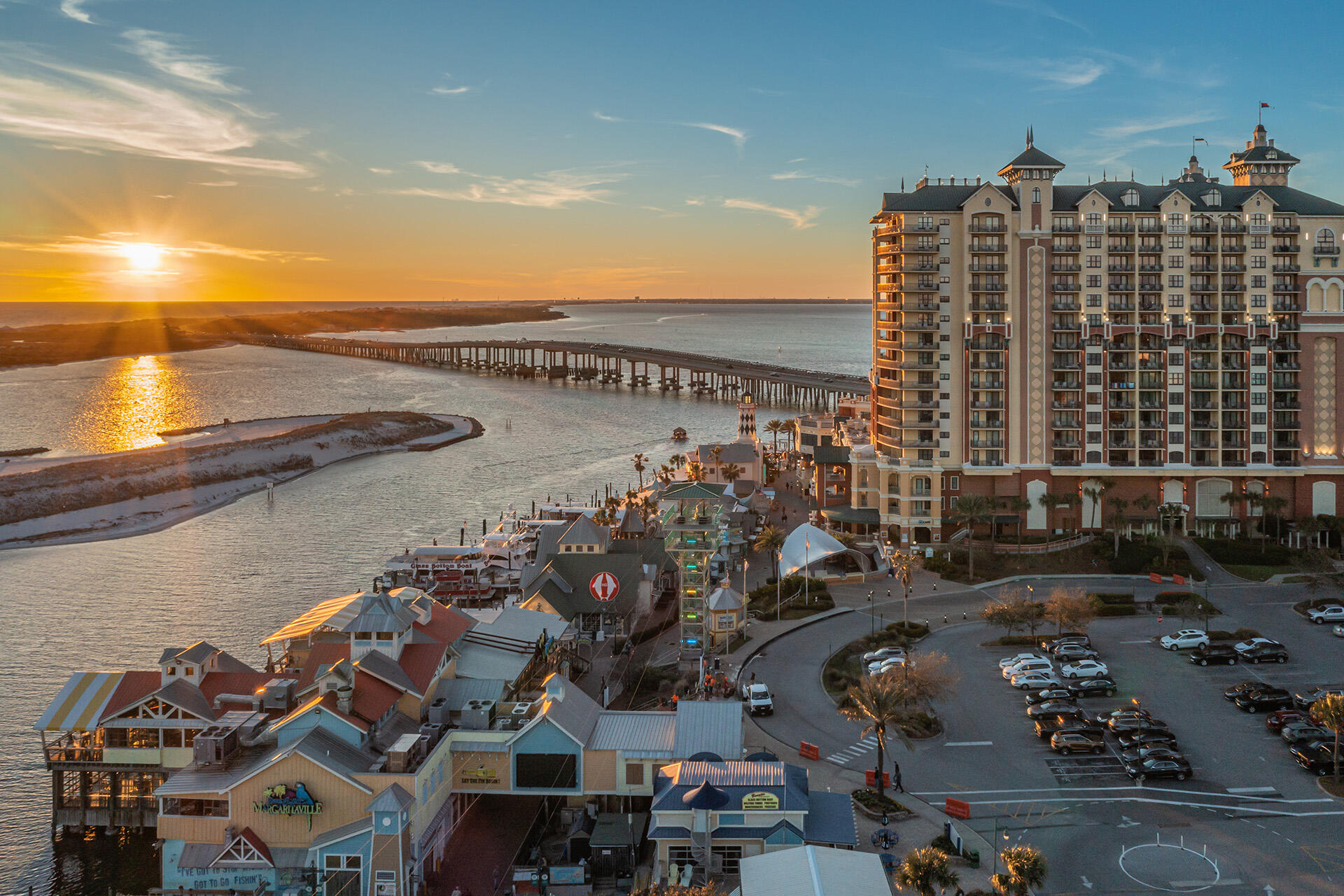 EMERALD GRANDE - Residential