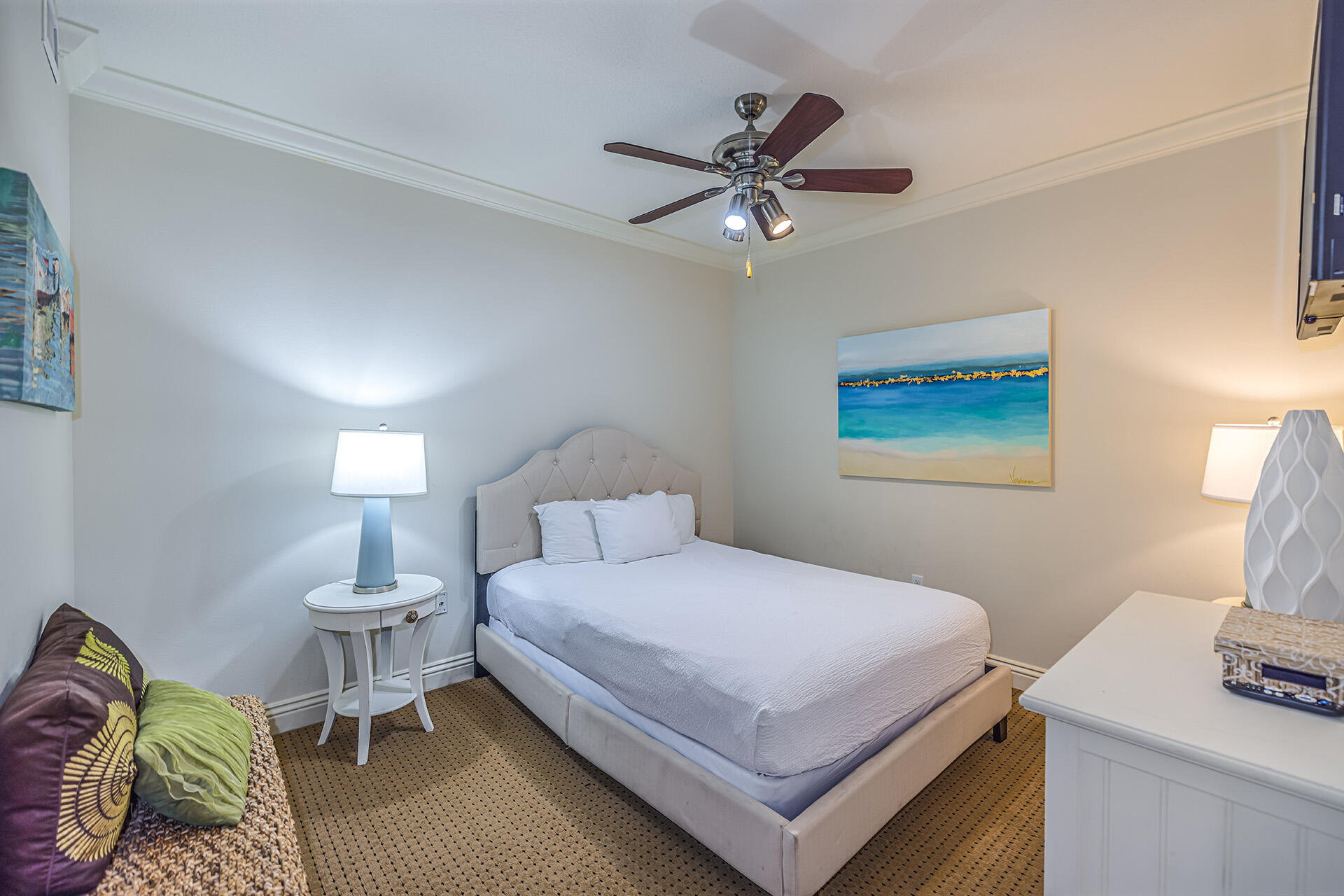 EMERALD GRANDE - Residential