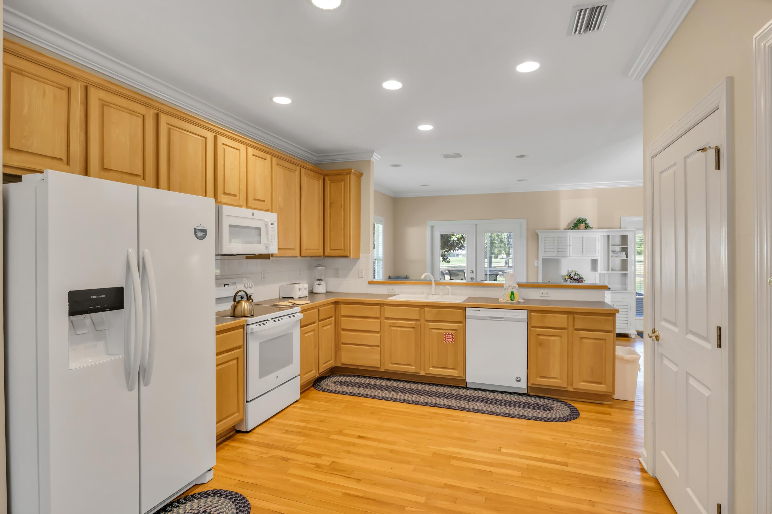 PRESTWICK PLACE - Residential Lease