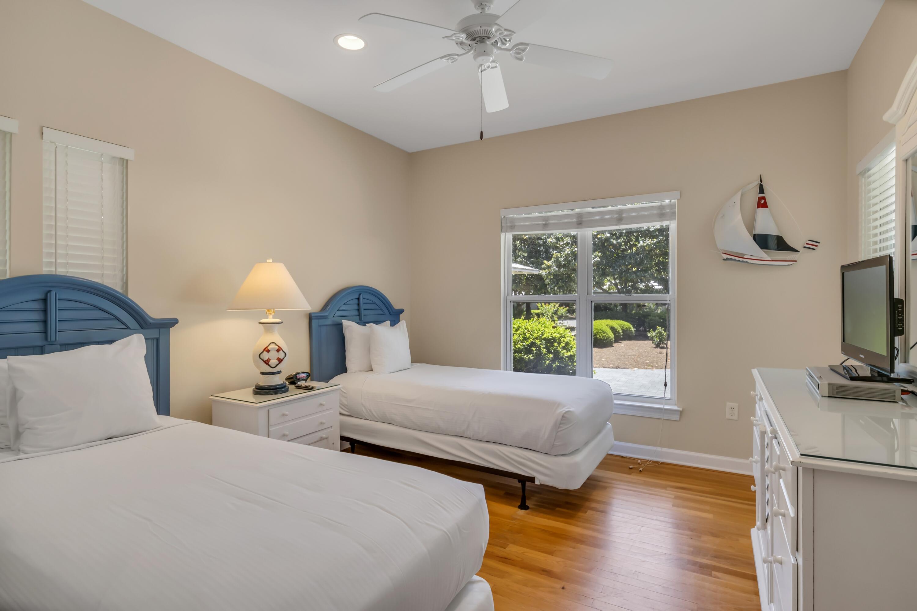 PRESTWICK PLACE - Residential Lease