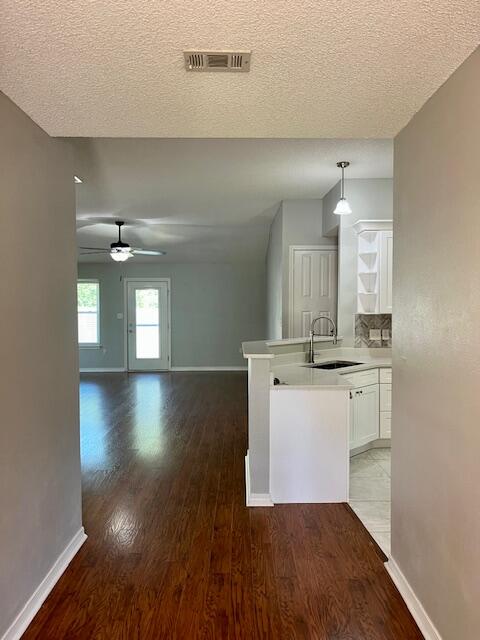 HAMPTON RIDGE - Residential Lease
