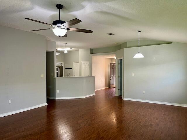 HAMPTON RIDGE - Residential Lease