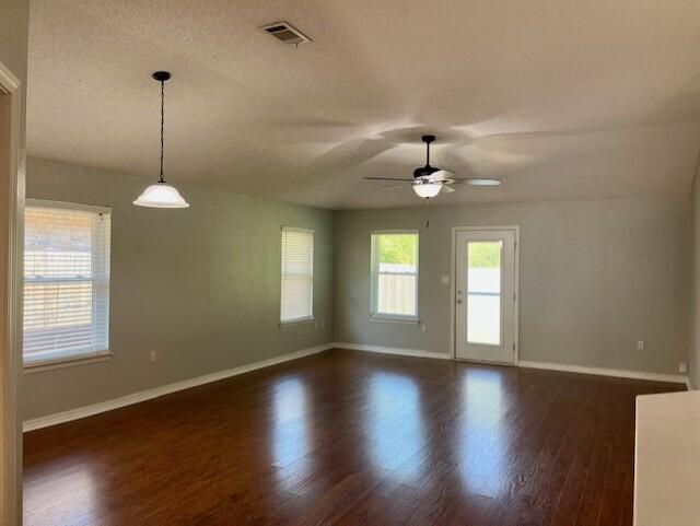 HAMPTON RIDGE - Residential Lease
