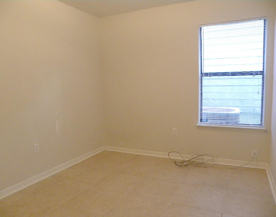 HIDDEN TRAILS PH 1 - Residential