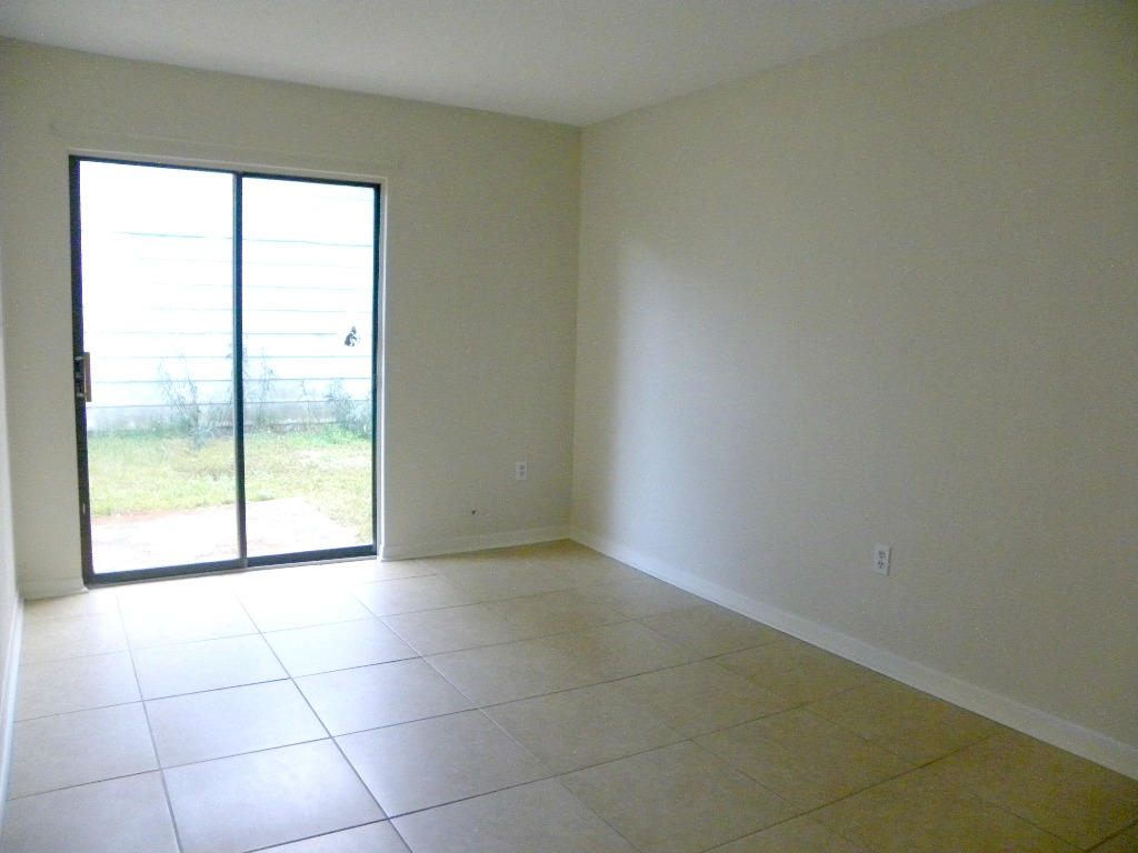 HIDDEN TRAILS PH 1 - Residential