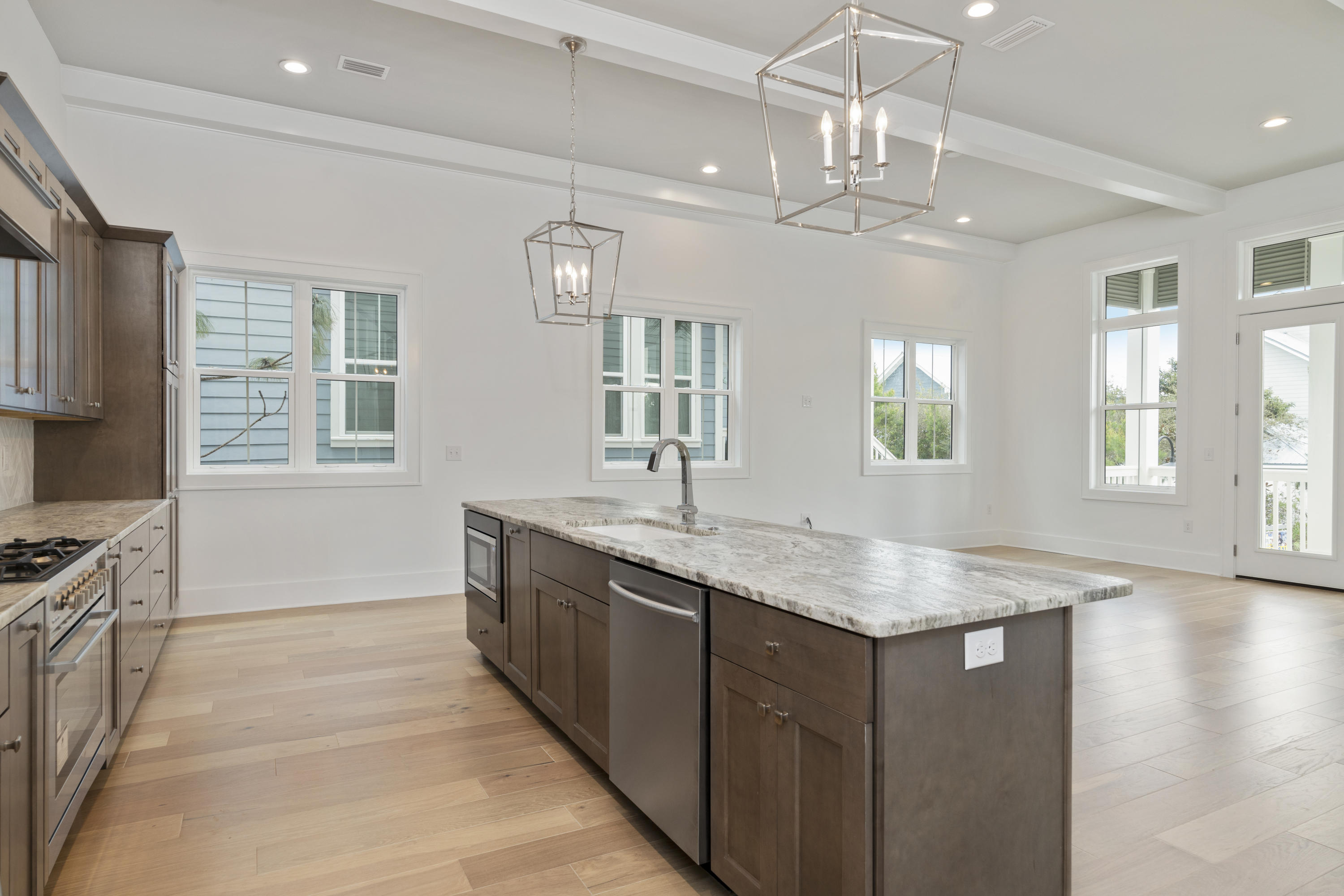 HIGHLAND PARKS - Residential