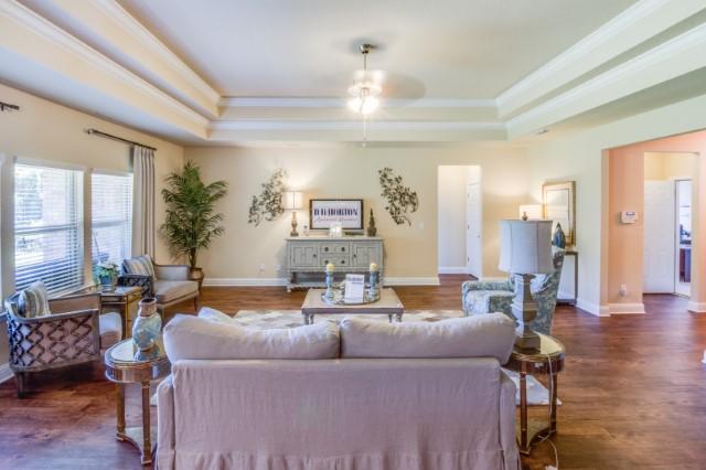 HAMMOCK BAY - Residential