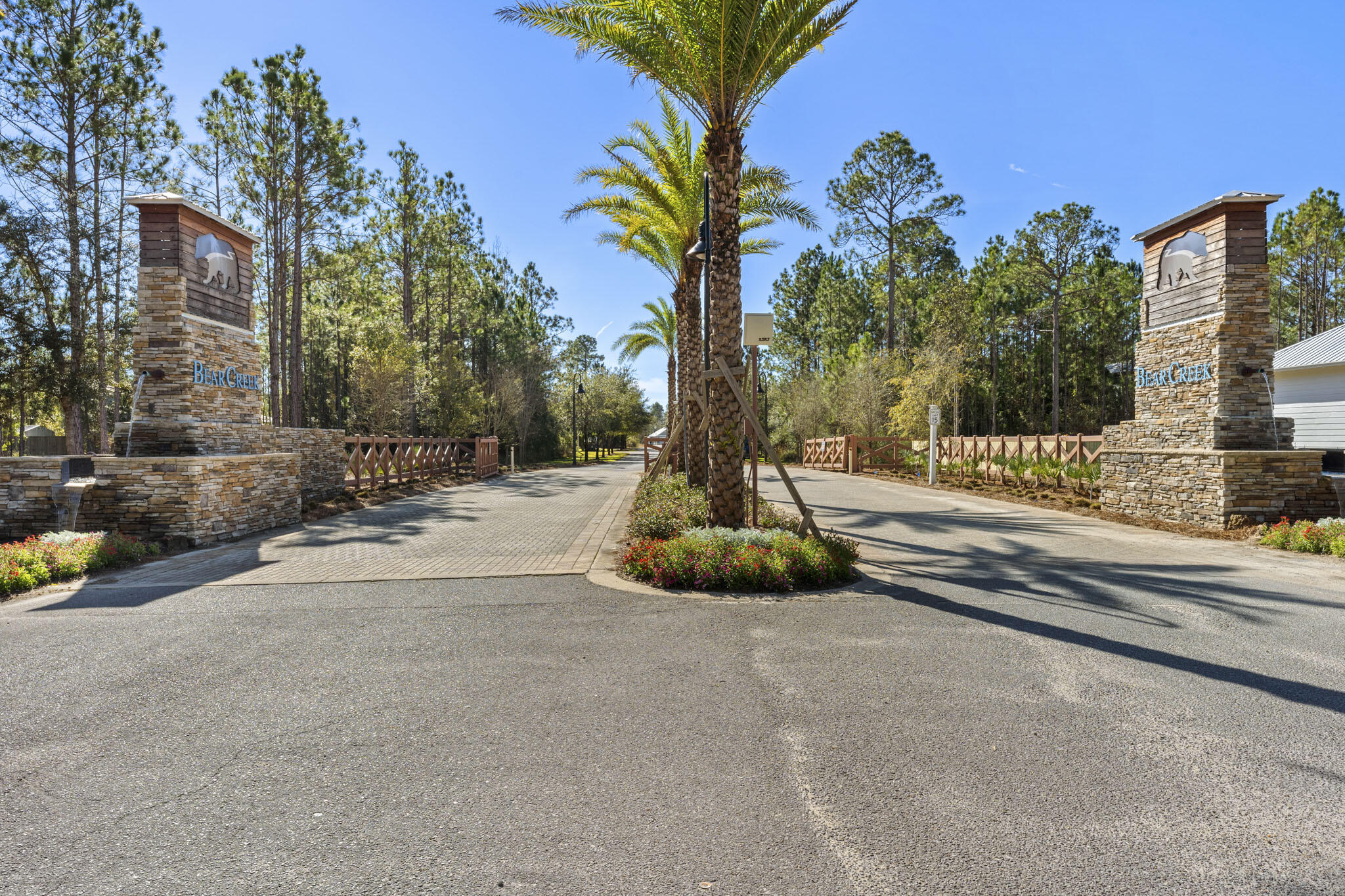 BEAR CREEK COTTAGES - Land