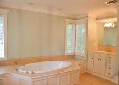 BOLTONS LANDING - Residential