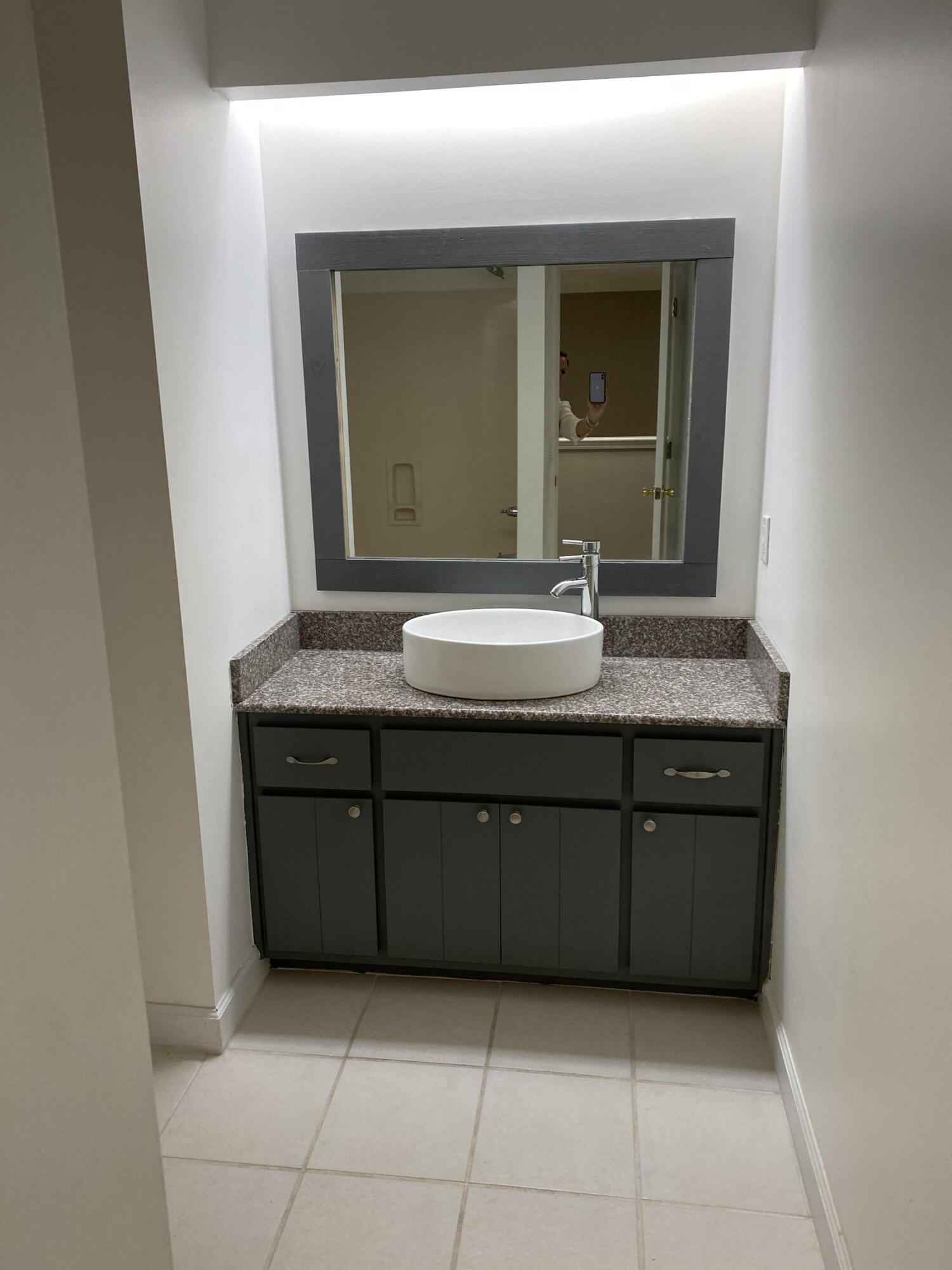 ESCADA - Residential Lease